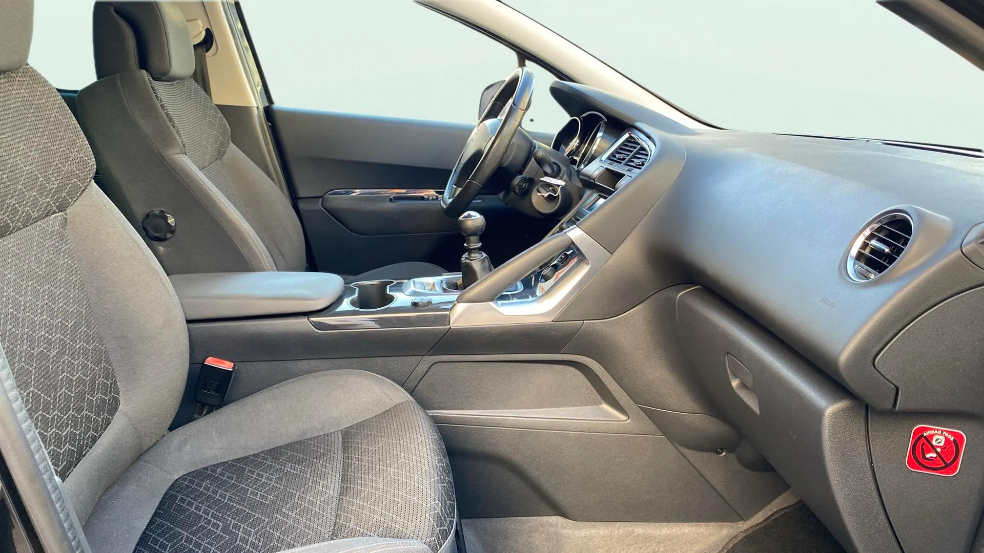 Peugeot 3008 Allure 1.2 PureTech 130 - foto 18