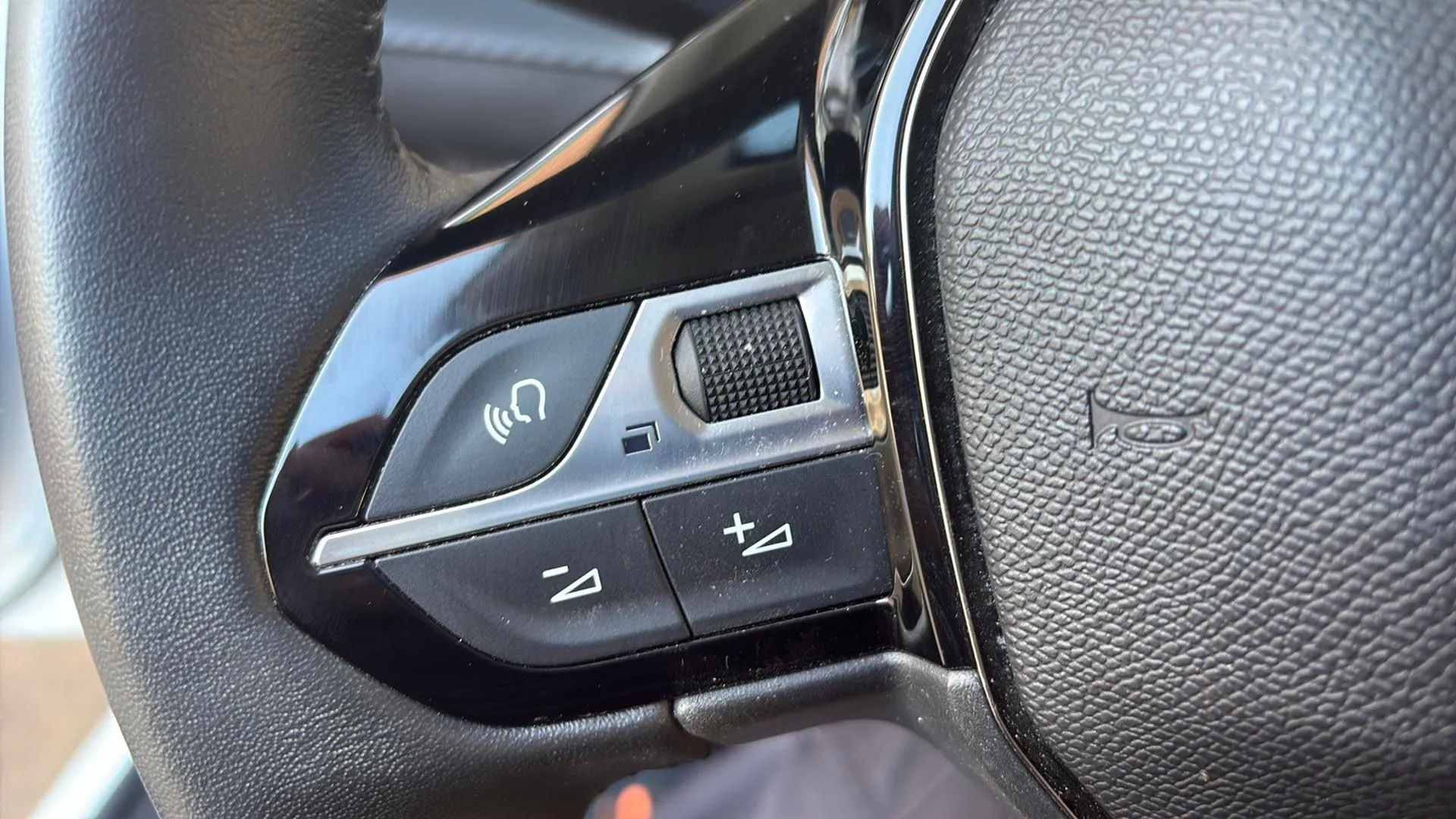 Peugeot 208 Style Gasolina 100 - foto 16