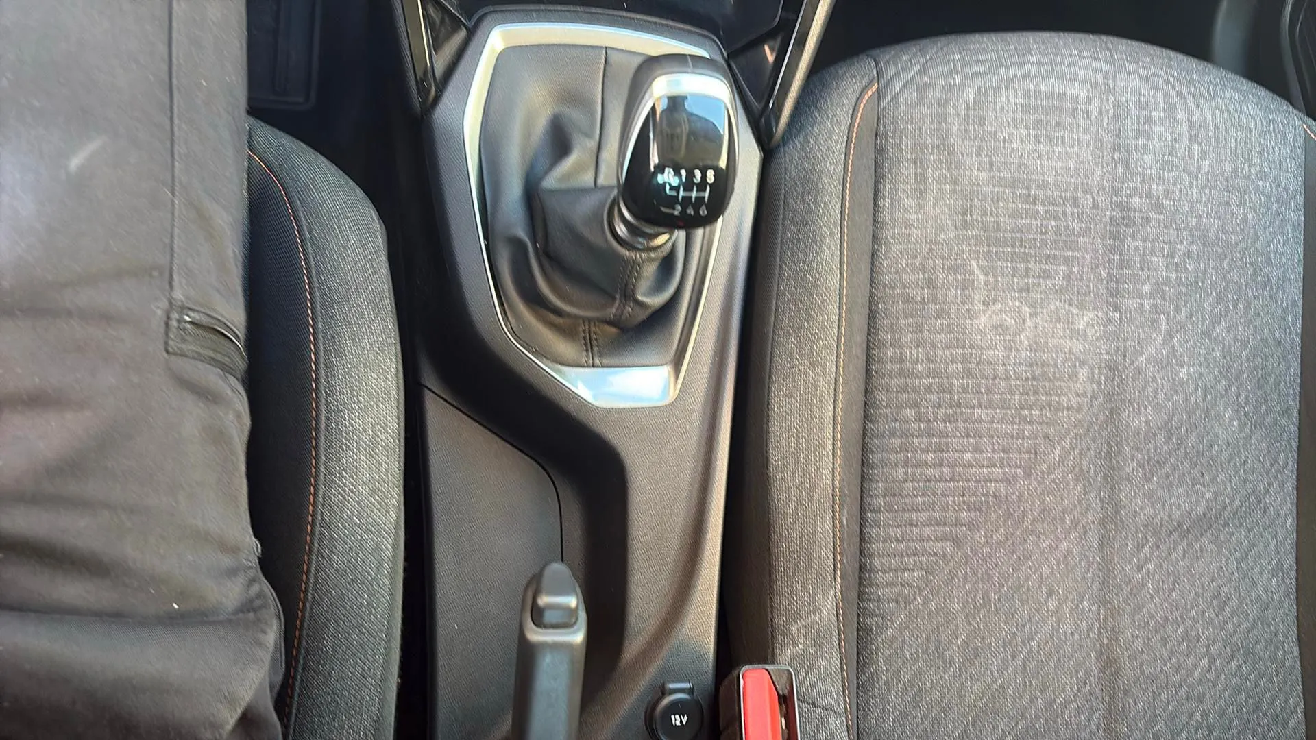 Peugeot 208 Style Gasolina 100 - foto 24
