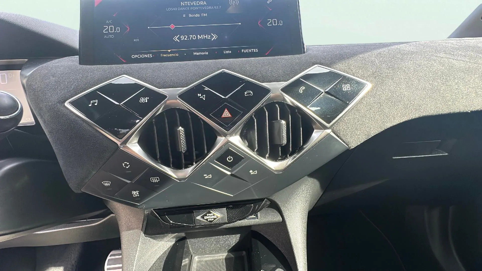 DS DS 3 Crossback PureTech Performance Line - foto 16