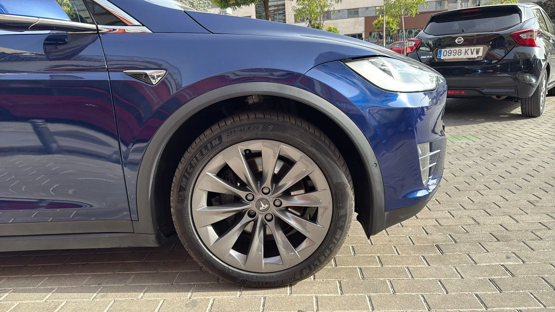 Tesla Model X 100d 4WD - foto 16