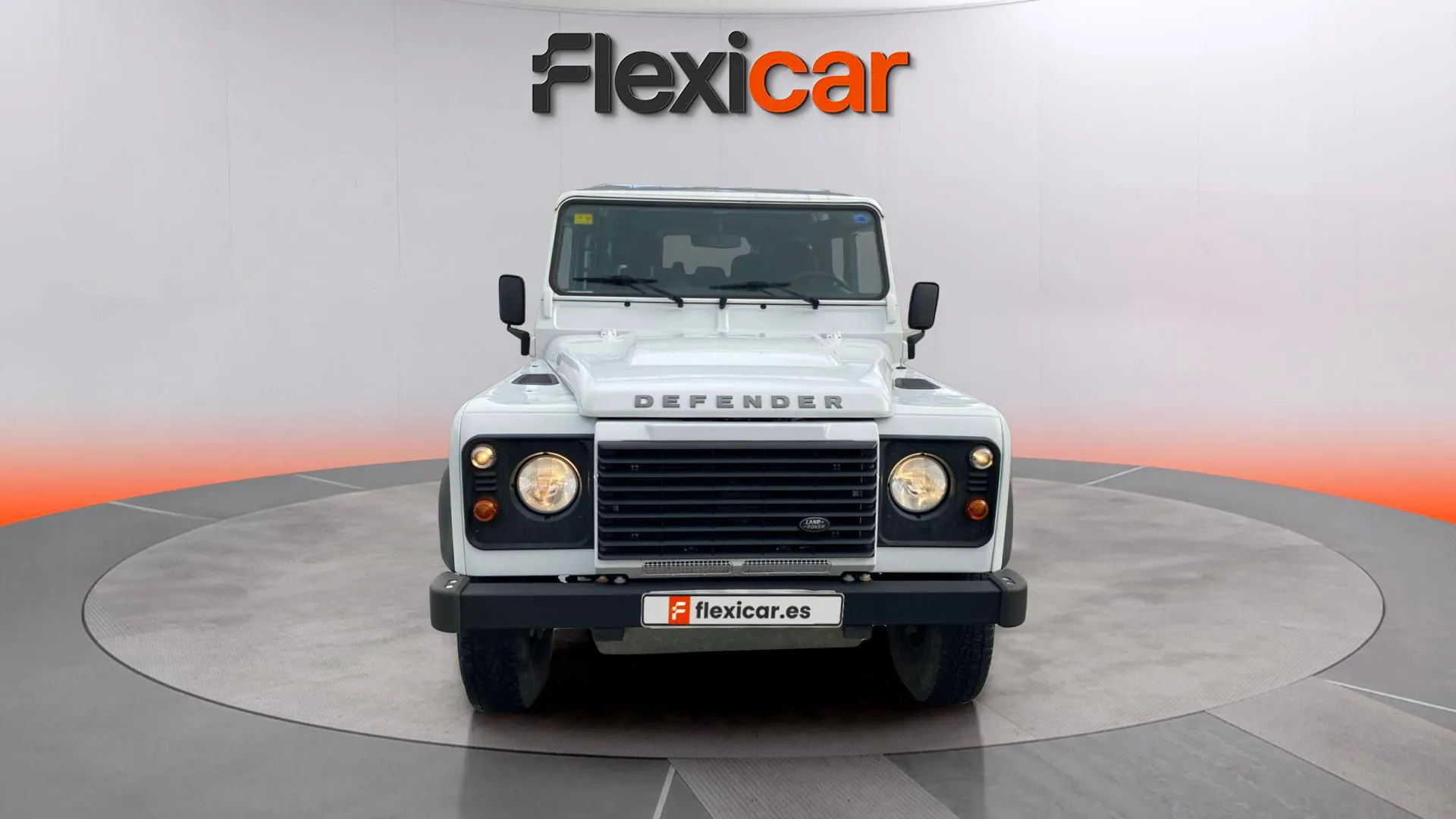 Land Rover Defender 110 SW E - foto 2