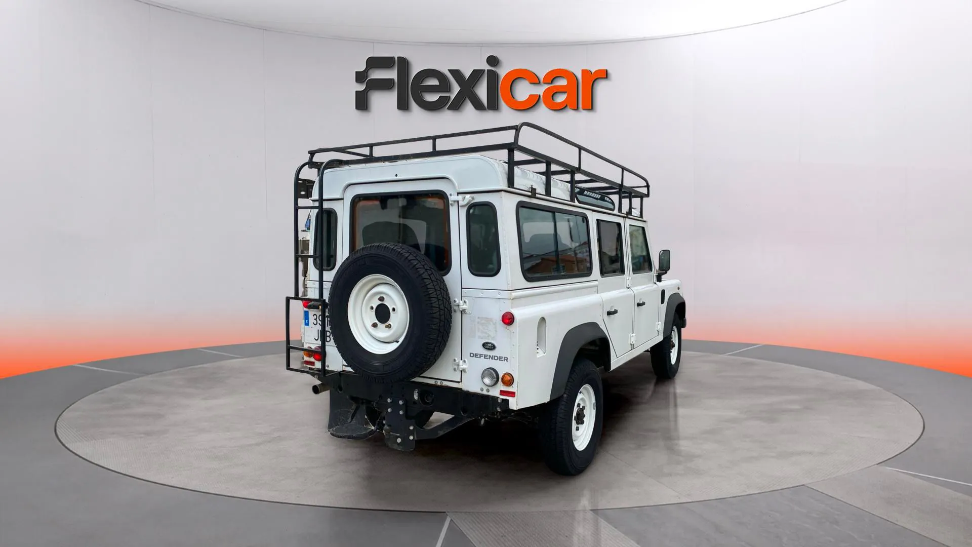 Land Rover Defender 110 SW E - foto 4