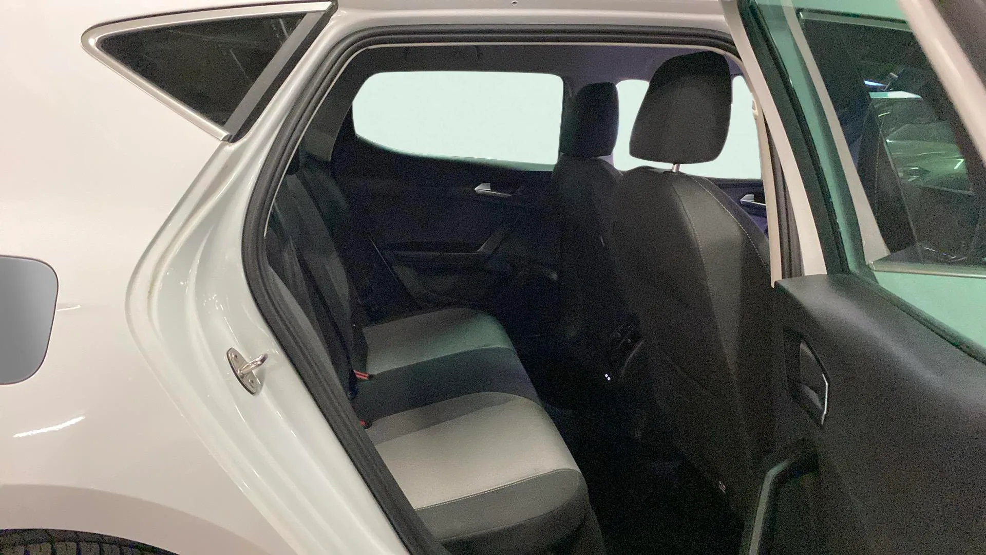 SEAT León 1.5 eTSI DSG Style 25 Aniversario - foto 27