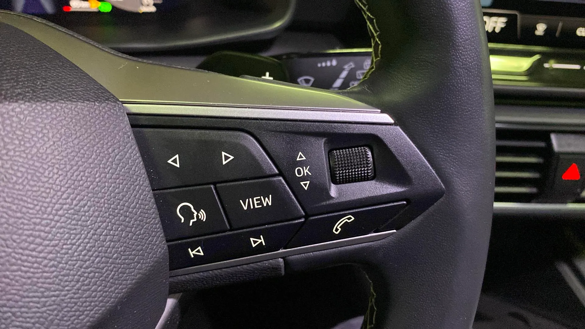 SEAT León 1.5 eTSI DSG Style 25 Aniversario - foto 15