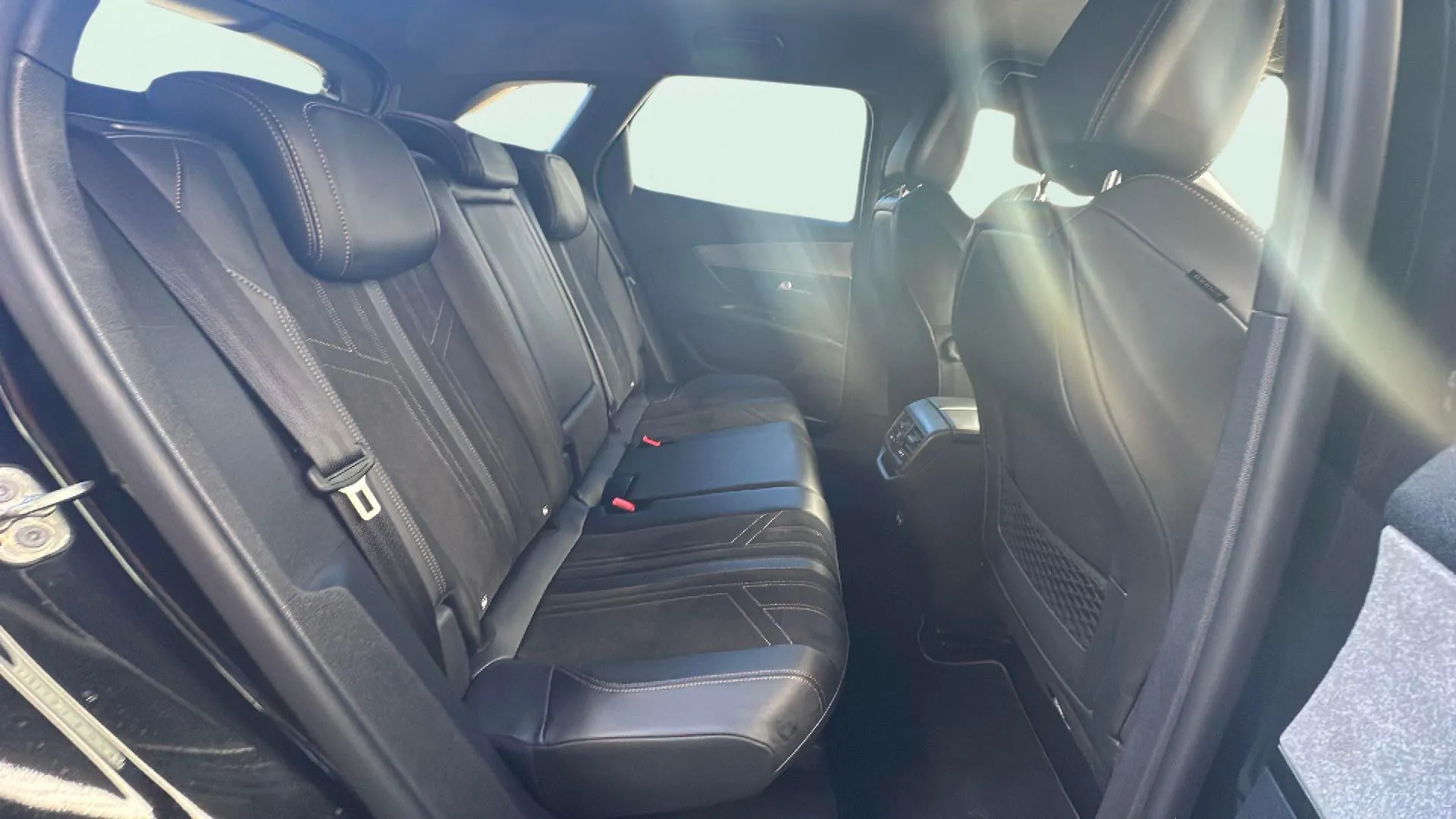Peugeot 3008 1.2 PureTech GT EAT8 - foto 13