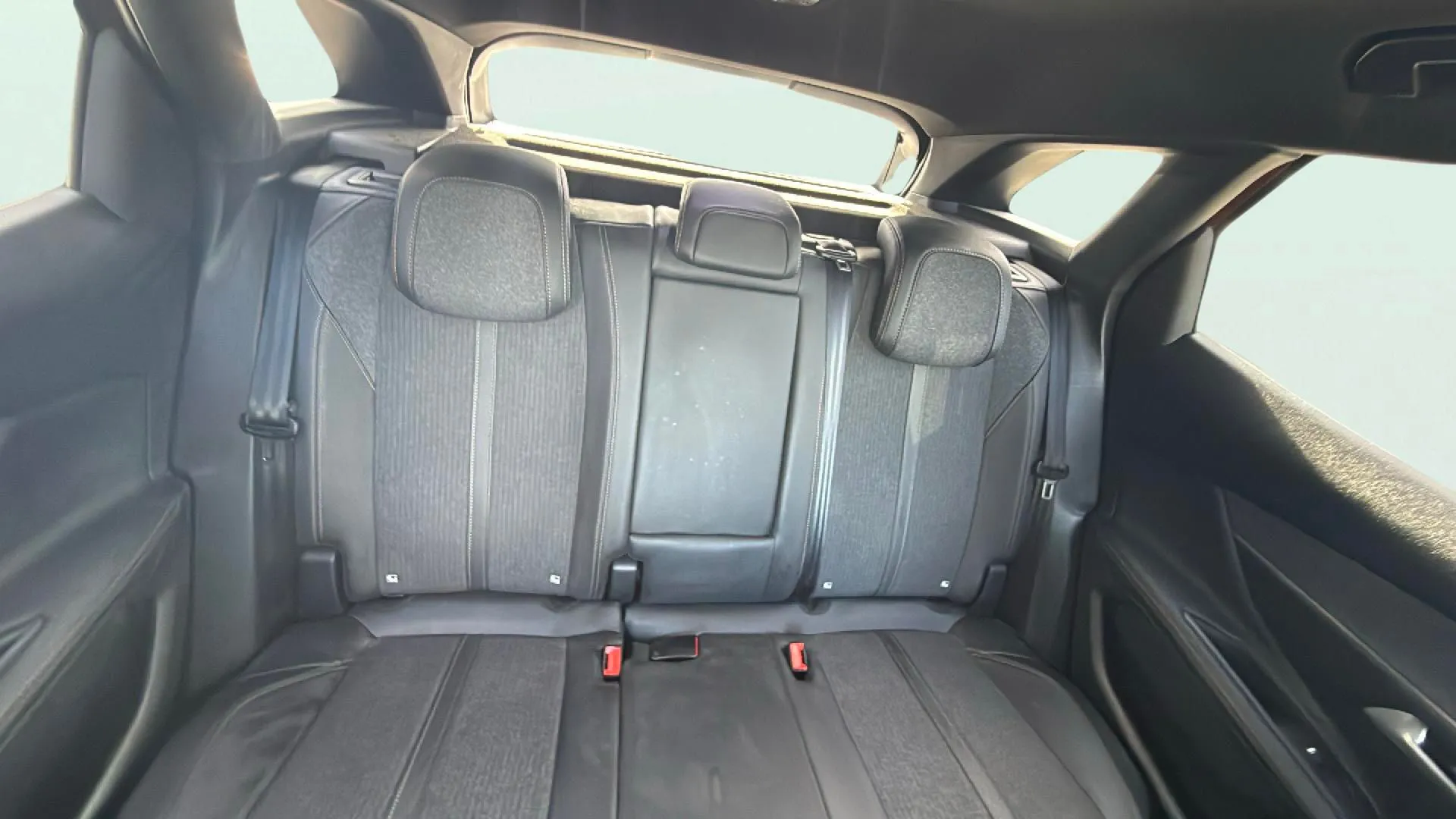 Peugeot 3008 1.2 PureTech GT - foto 16