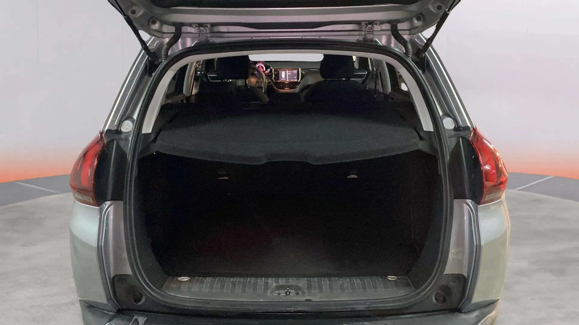 Peugeot 2008 Style 1.2L PureTech - foto 27