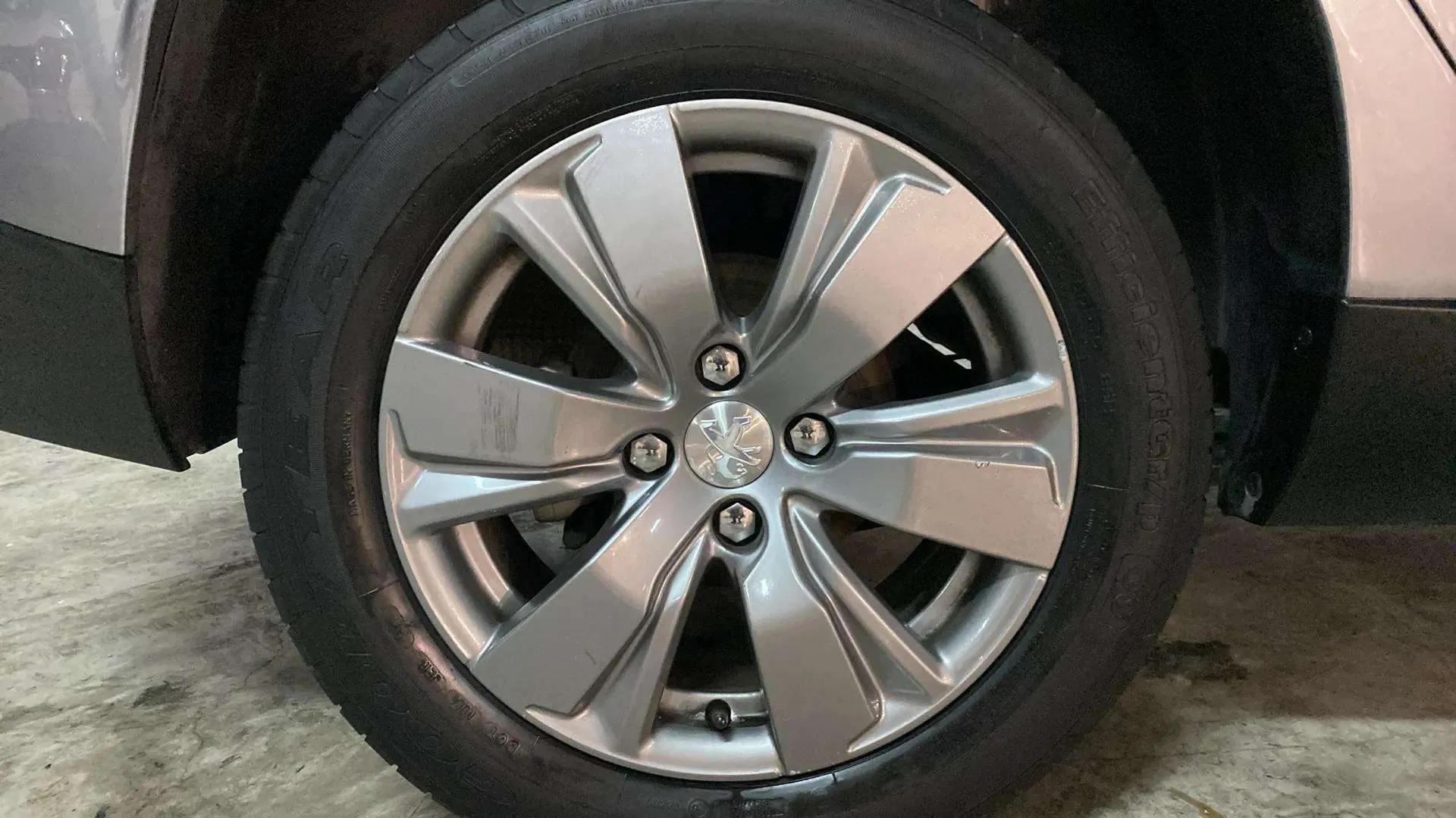 Peugeot 2008 Style 1.2L PureTech - foto 31