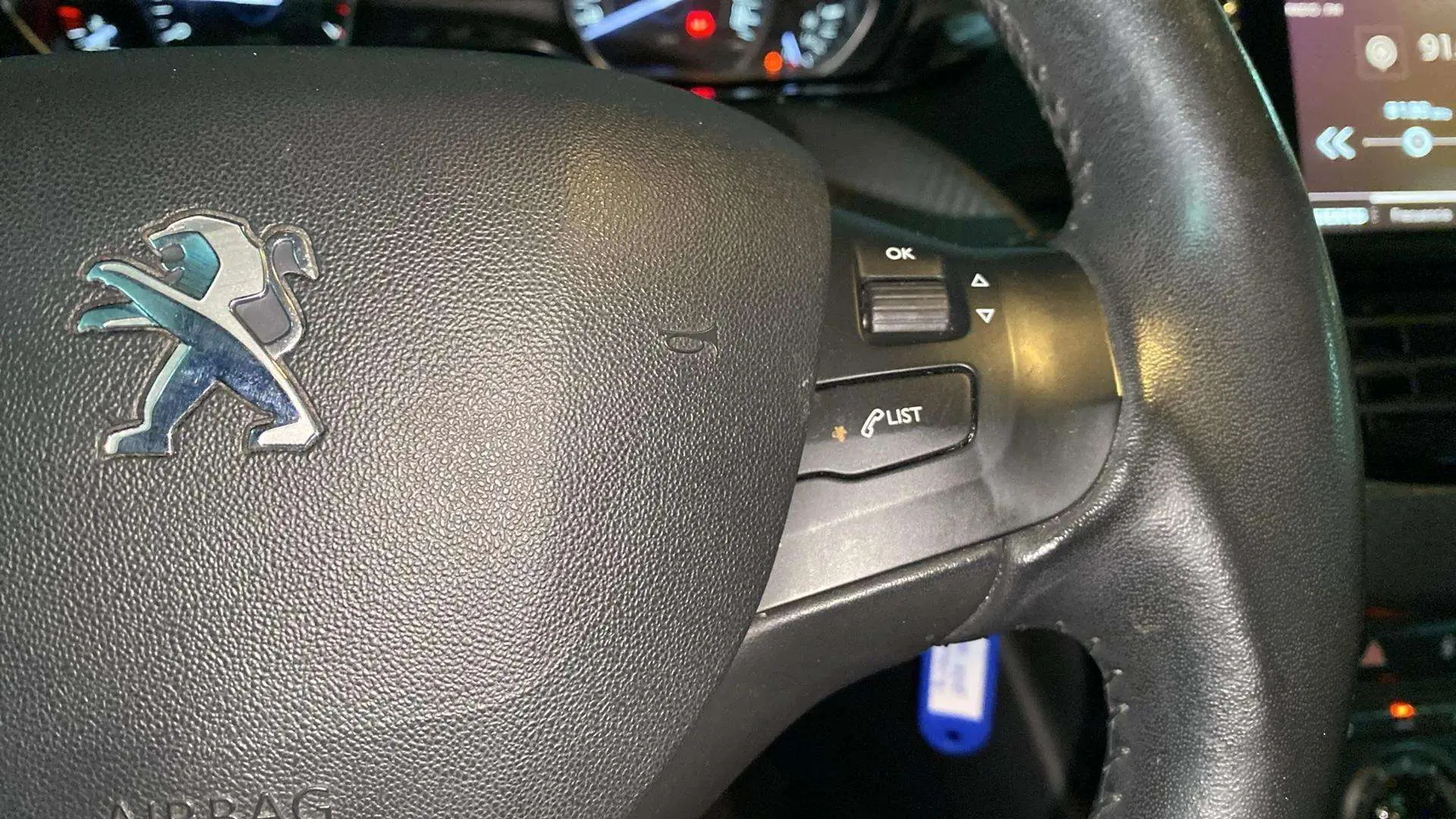 Peugeot 2008 Style 1.2L PureTech - foto 12