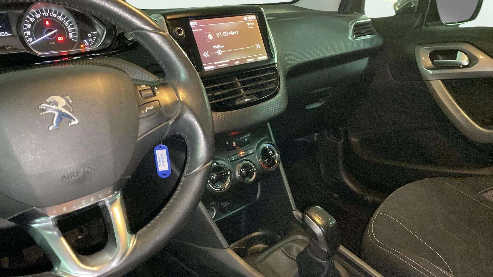 Peugeot 2008 Style 1.2L PureTech - foto 18