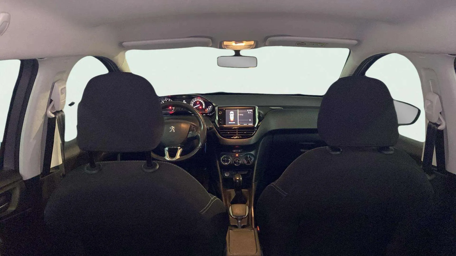 Peugeot 2008 Style 1.2L PureTech - foto 26