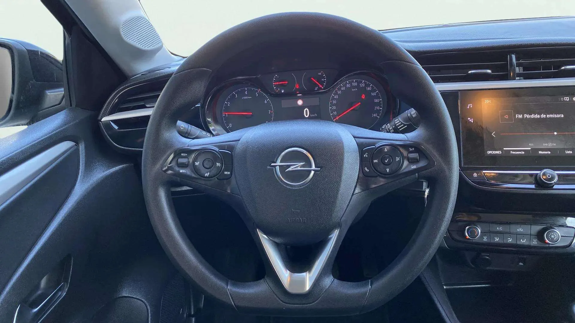 Opel Corsa 1.2T XHL Edition - foto 14