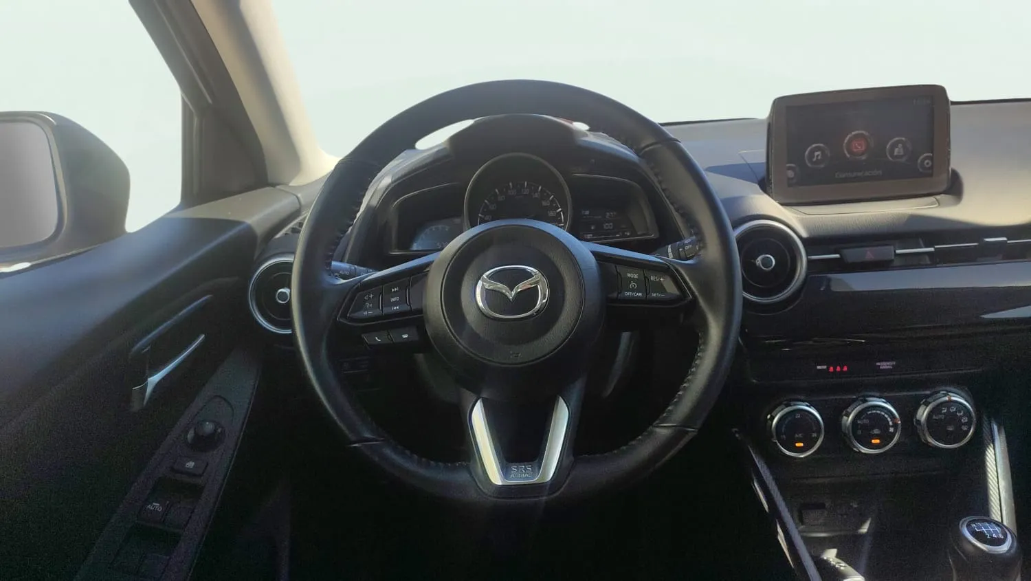 Mazda Mazda2 e-Skyactiv G 1.5 Zenith - foto 10