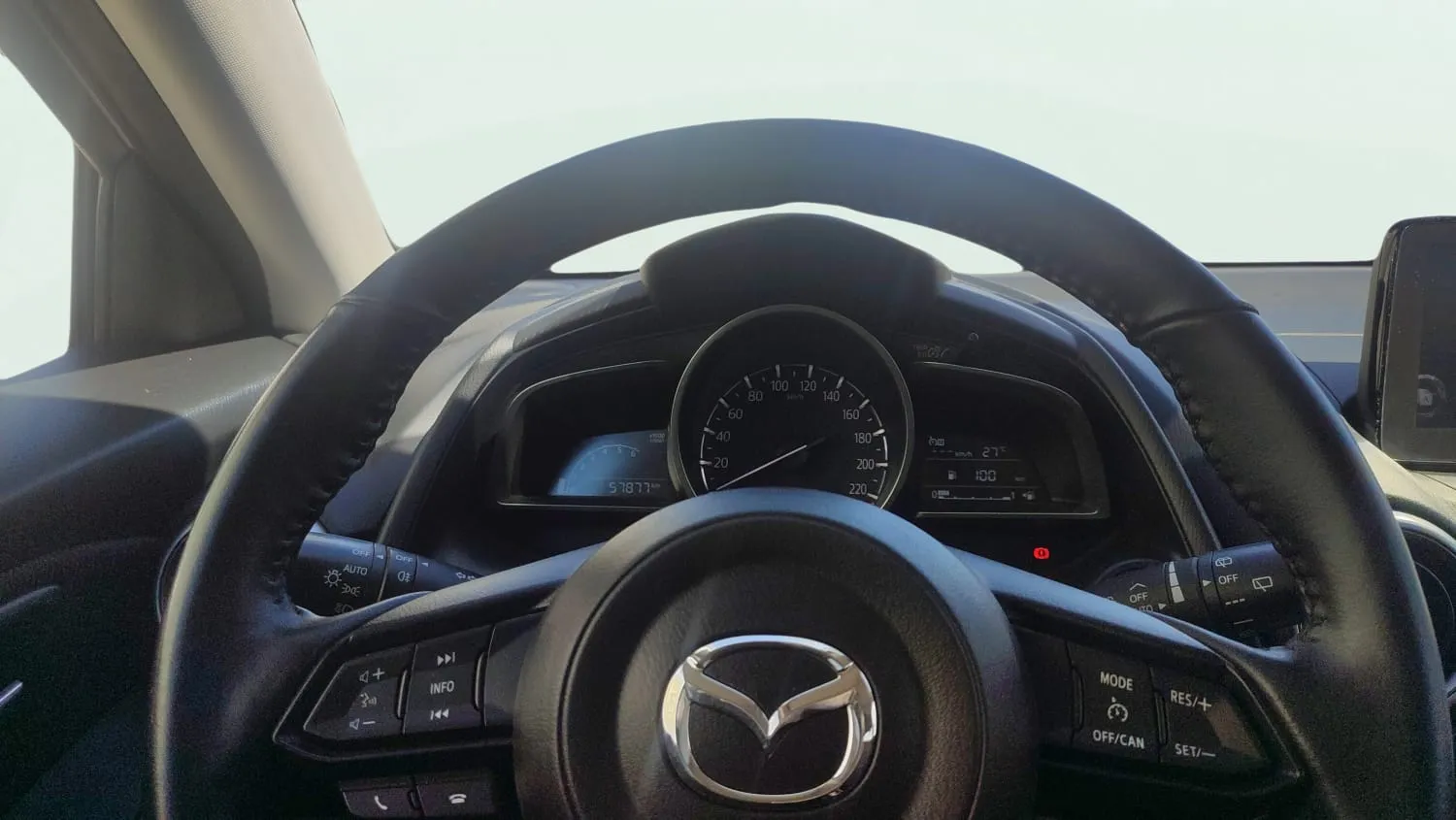 Mazda Mazda2 e-Skyactiv G 1.5 Zenith - foto 12