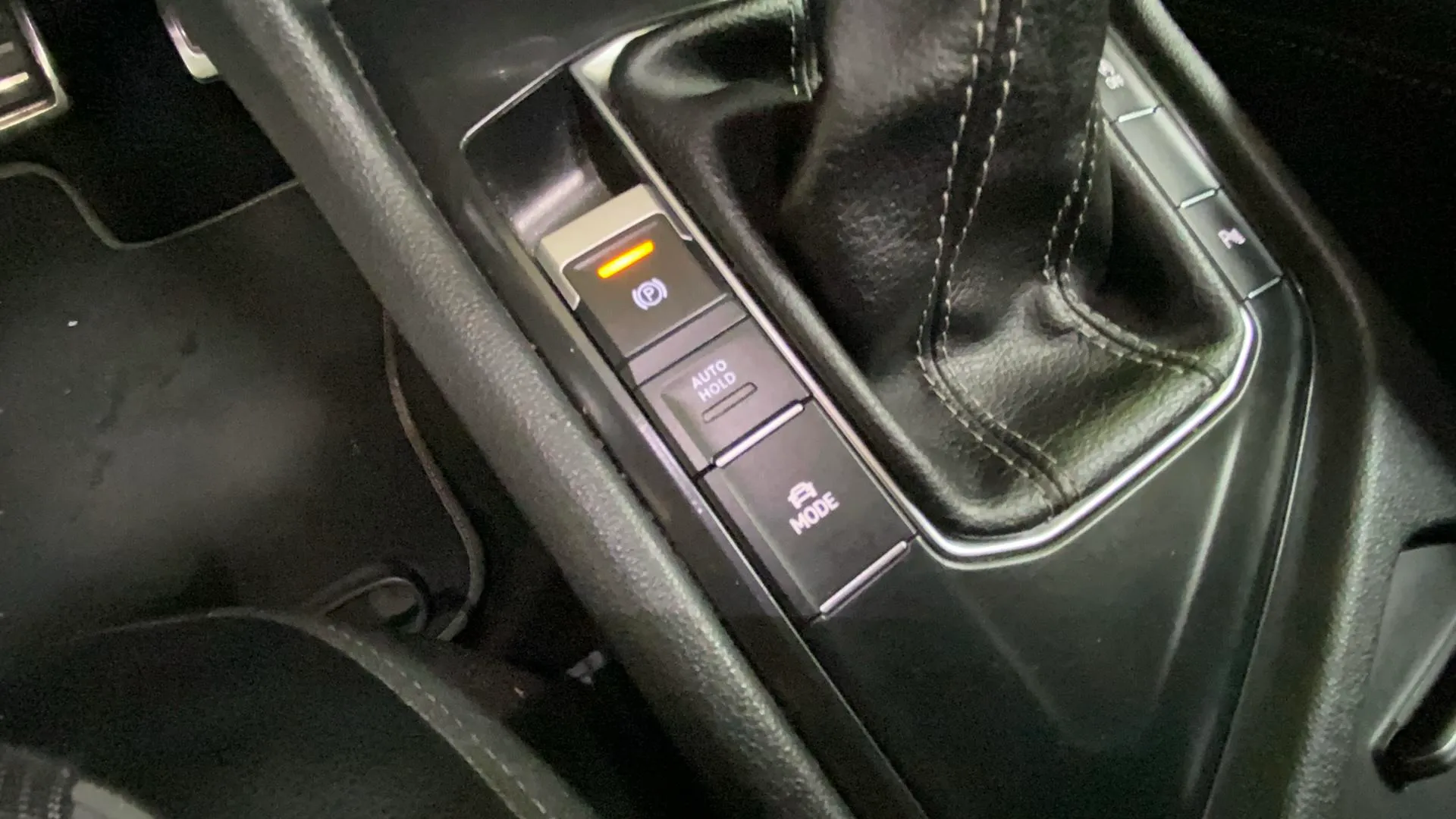 Volkswagen Tiguan R-Line 2.0 TDI DSG - foto 24