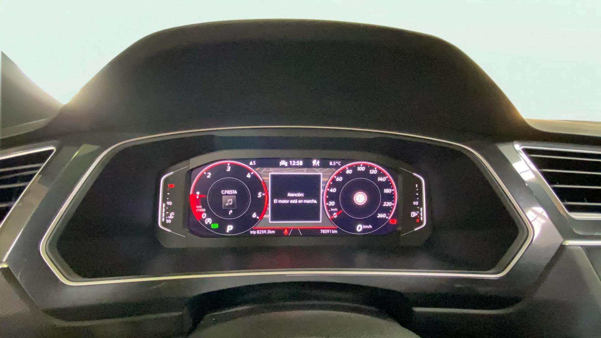 Volkswagen Tiguan R-Line 2.0 TDI DSG - foto 16