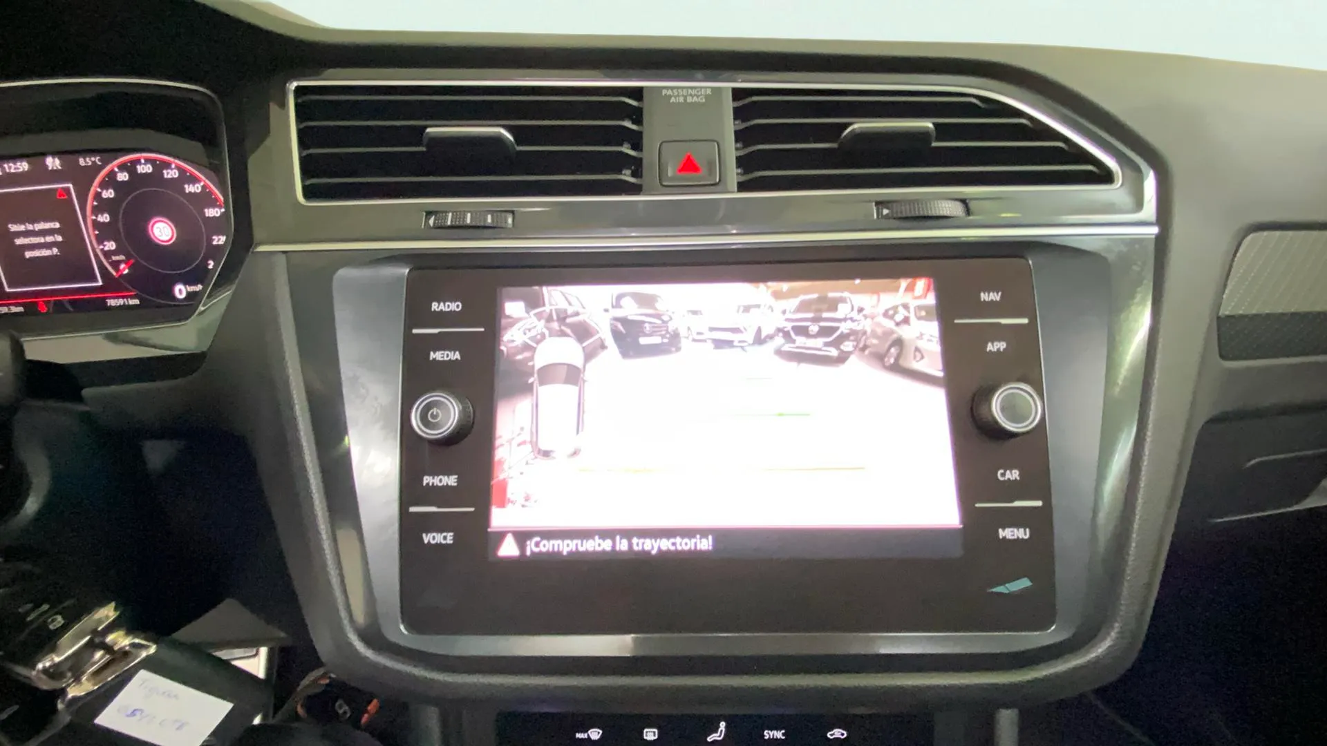 Volkswagen Tiguan R-Line 2.0 TDI DSG - foto 20