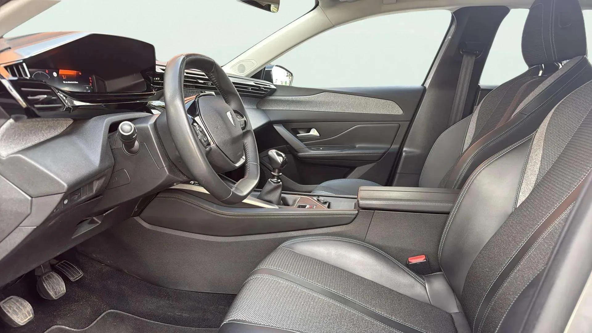 Peugeot 308 Allure BlueHDi 130 - foto 8