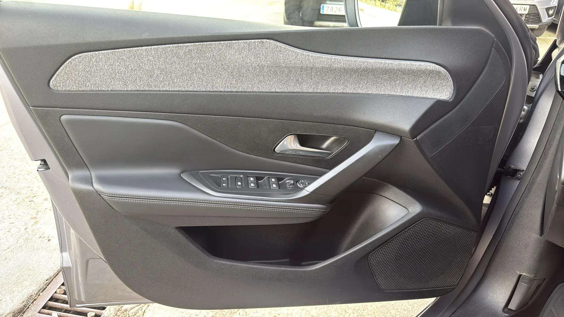 Peugeot 308 Allure BlueHDi 130 - foto 16