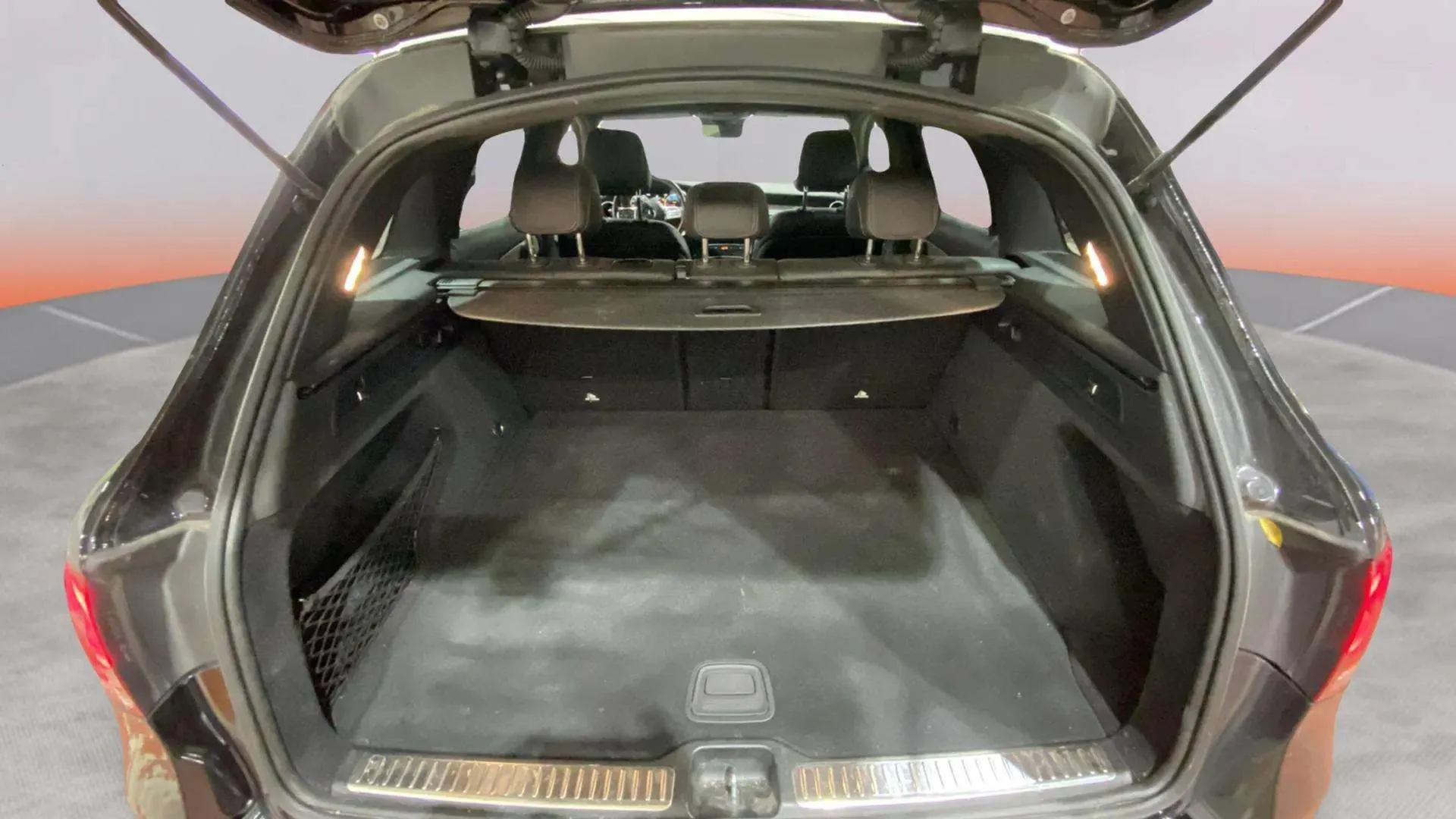 Mercedes-Benz GLC 220 d 4MATIC - foto 6