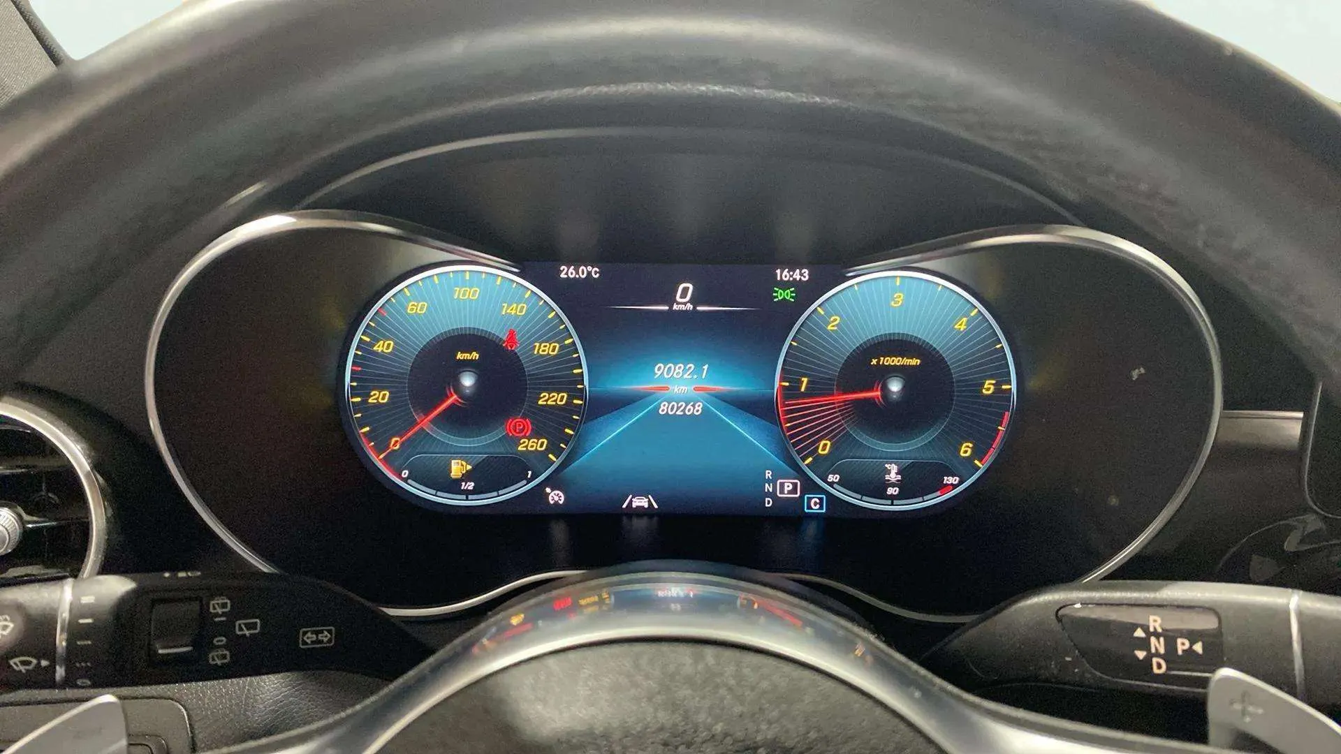 Mercedes-Benz GLC 220 d 4MATIC - foto 10