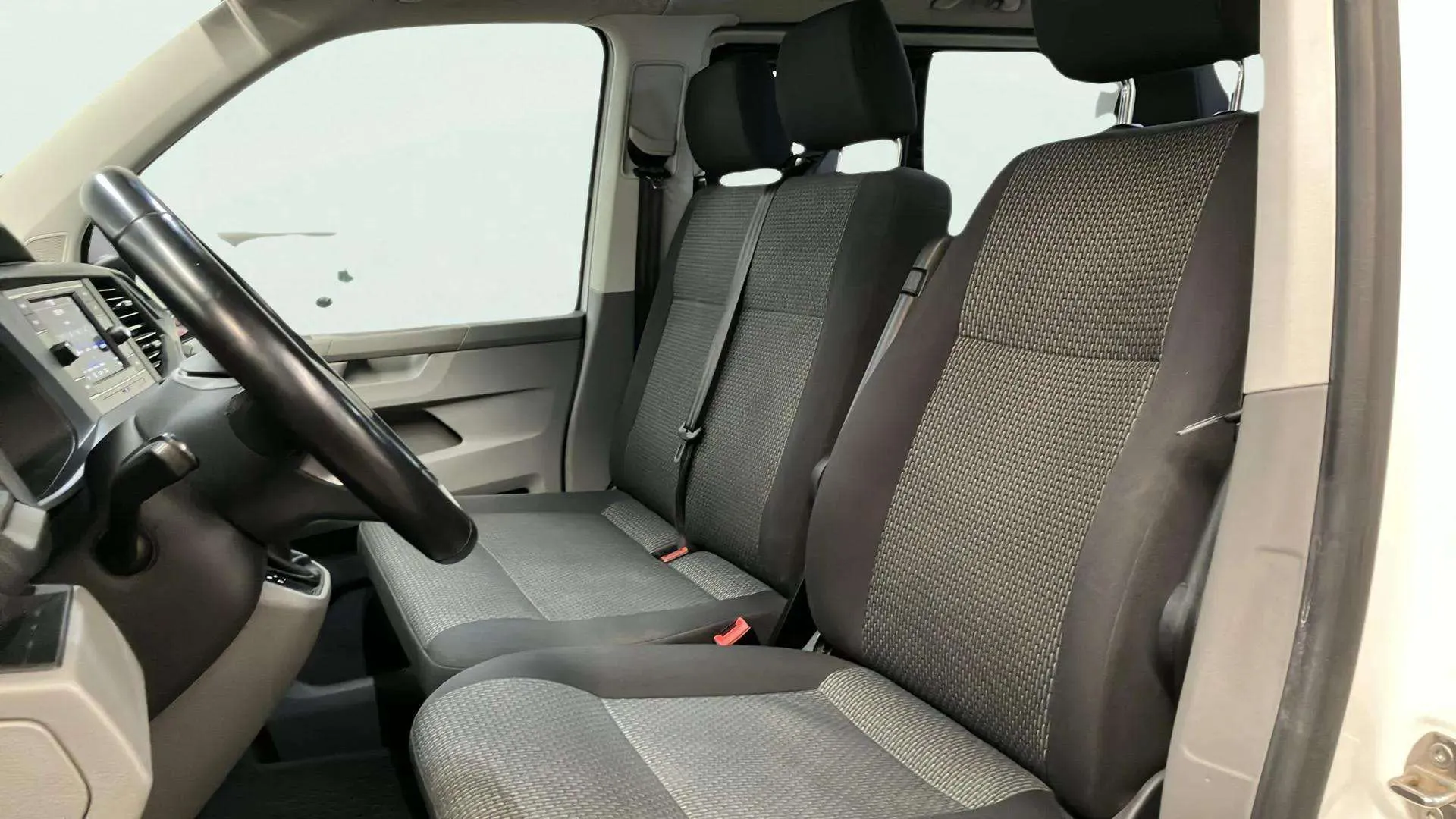 Volkswagen Caravelle Corto 2.0 TDI BMT DSG - foto 9