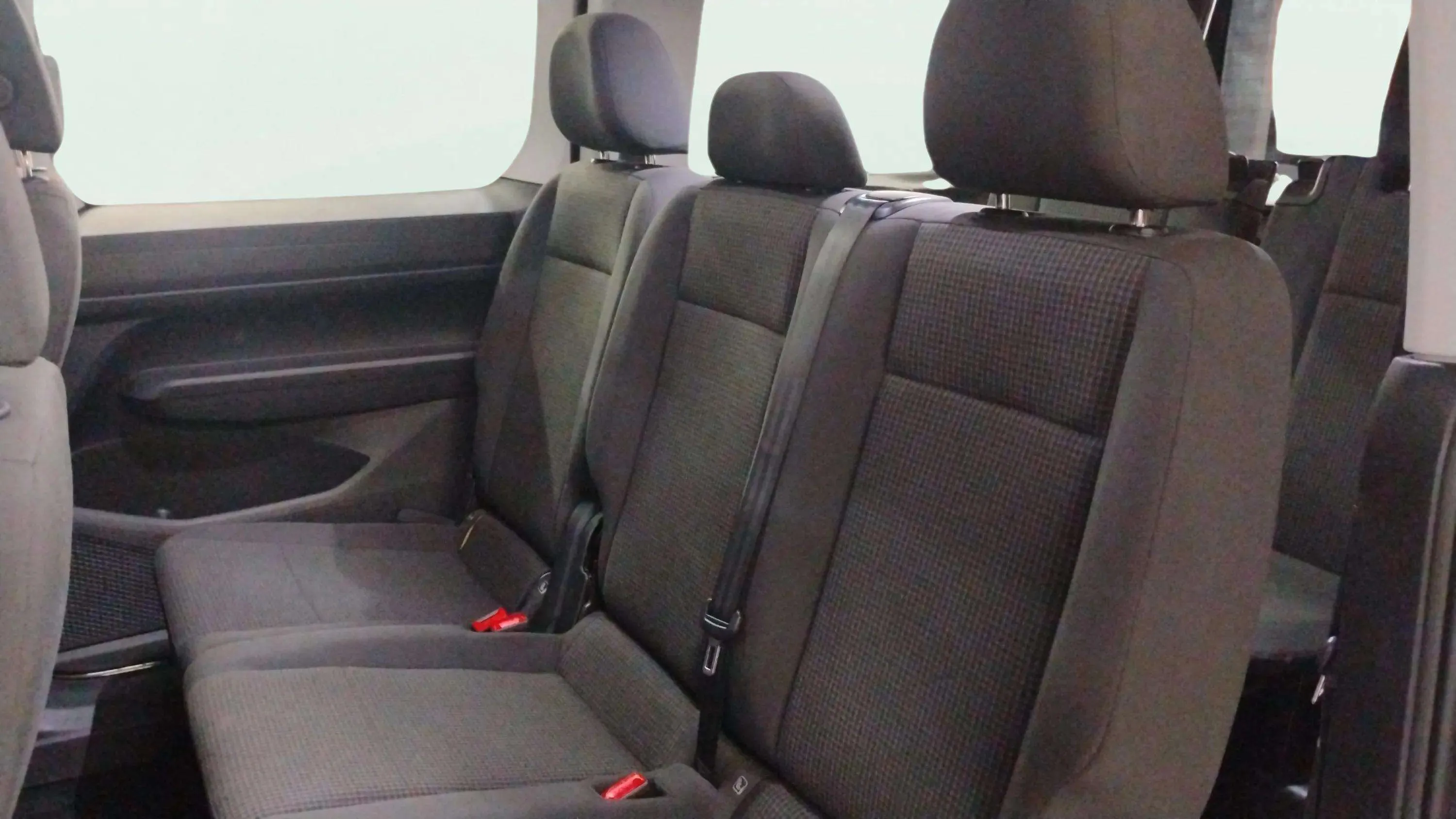 Volkswagen Caddy Maxi Origin 2.0 TDI DSG - foto 10