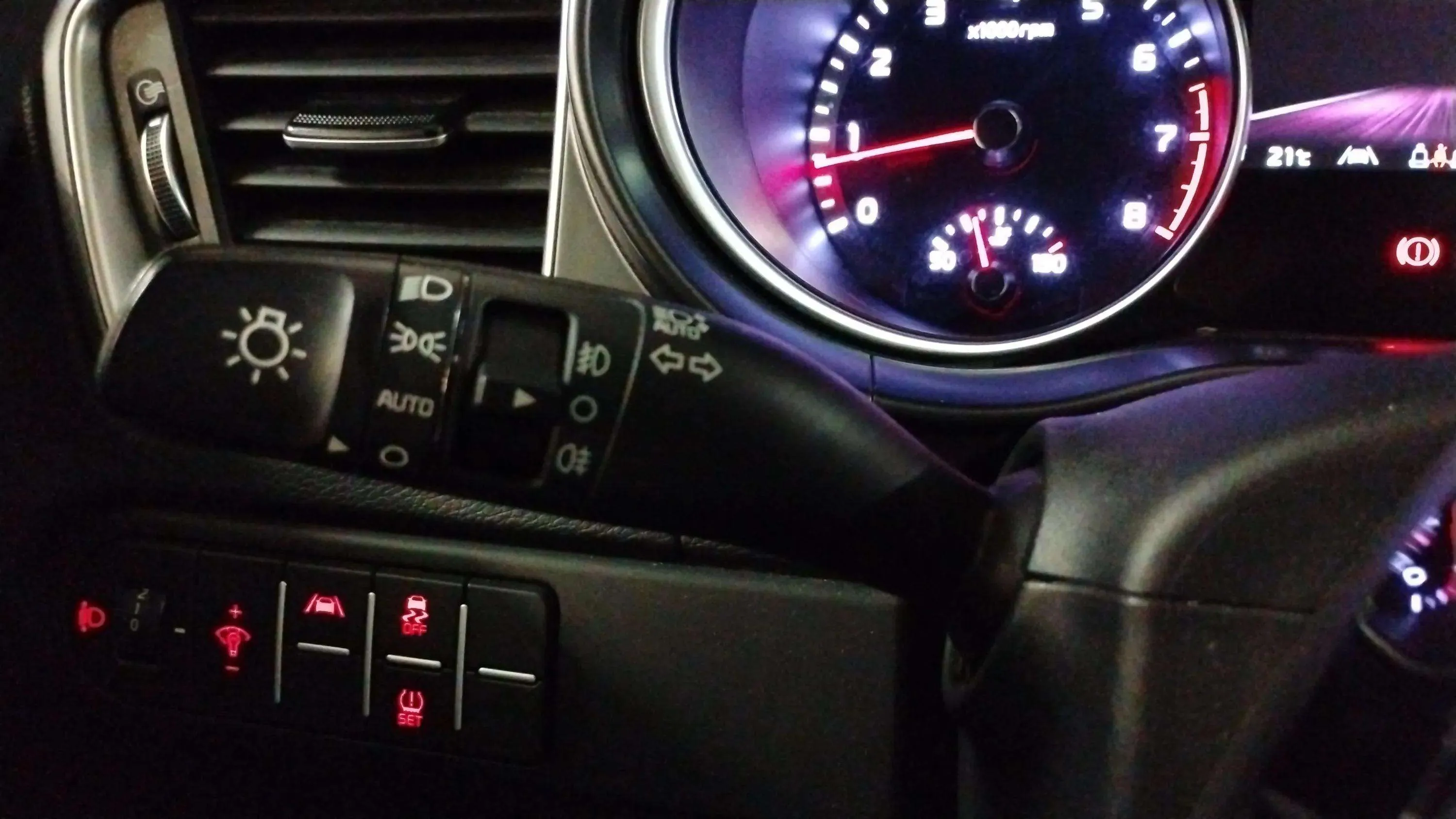 Kia XCeed 1.5 T-GDi Drive - foto 17