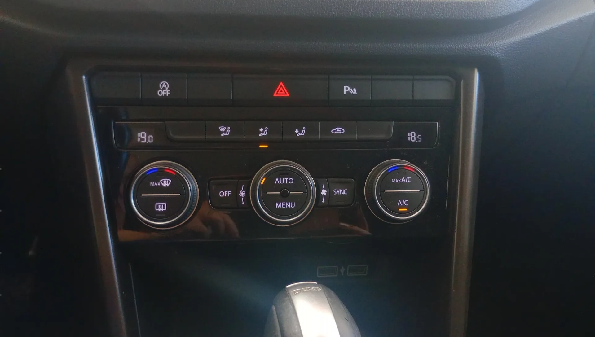 Volkswagen T-Roc Advance 1.5 TSI DSG - foto 18