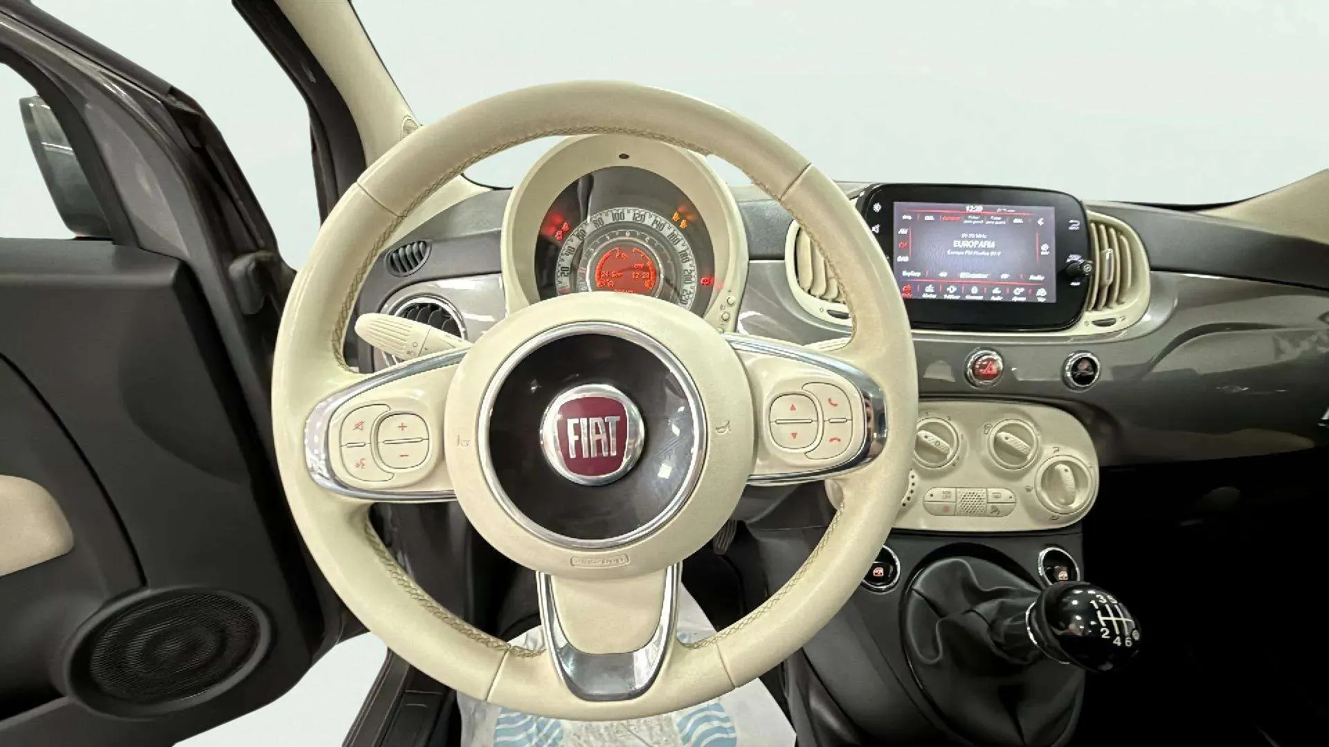 Fiat 500 Dolcevita 1.0 Hybrid - foto 9