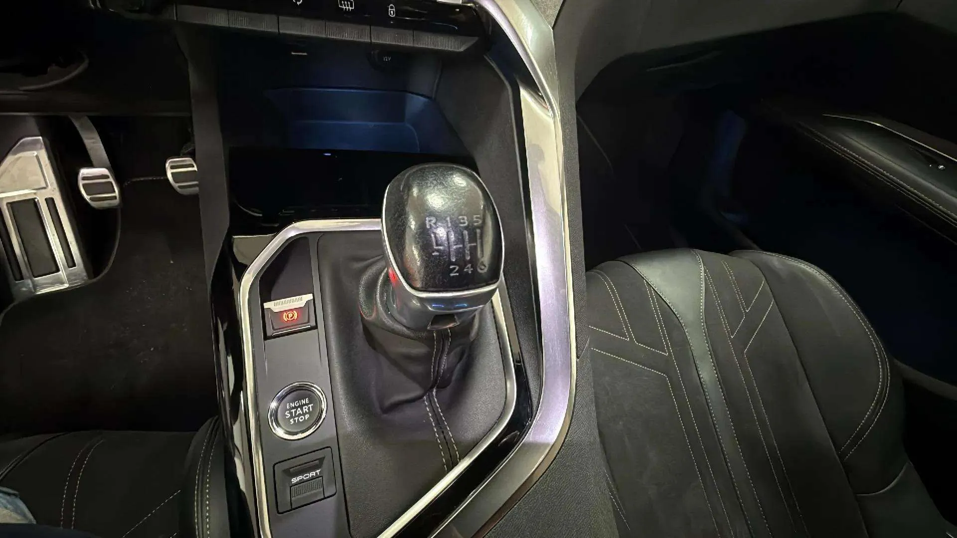 Peugeot 3008 1.5 BlueHDi GT - foto 14