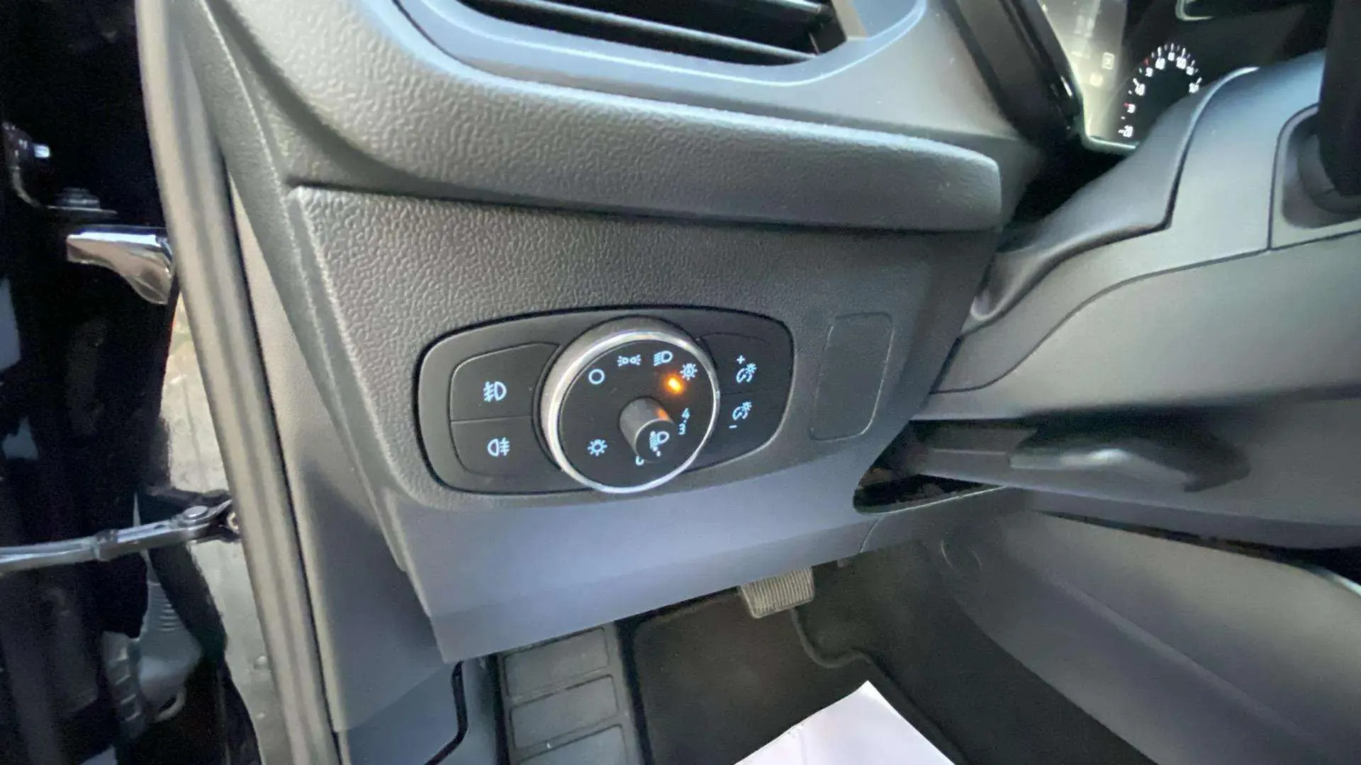Ford Focus 1.0 EcoBoost MHEV ST-Line - foto 9
