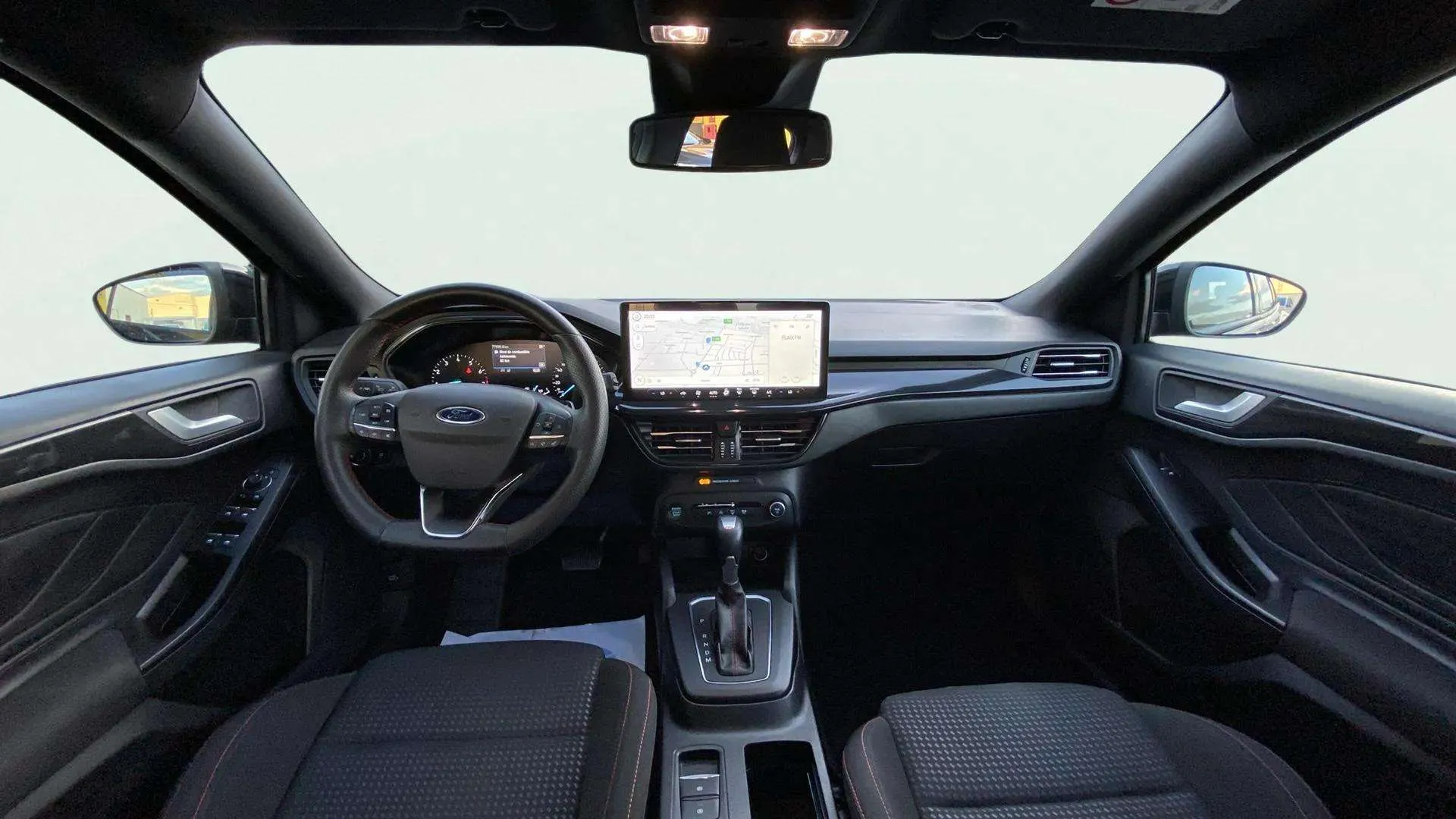 Ford Focus 1.0 EcoBoost MHEV ST-Line - foto 16