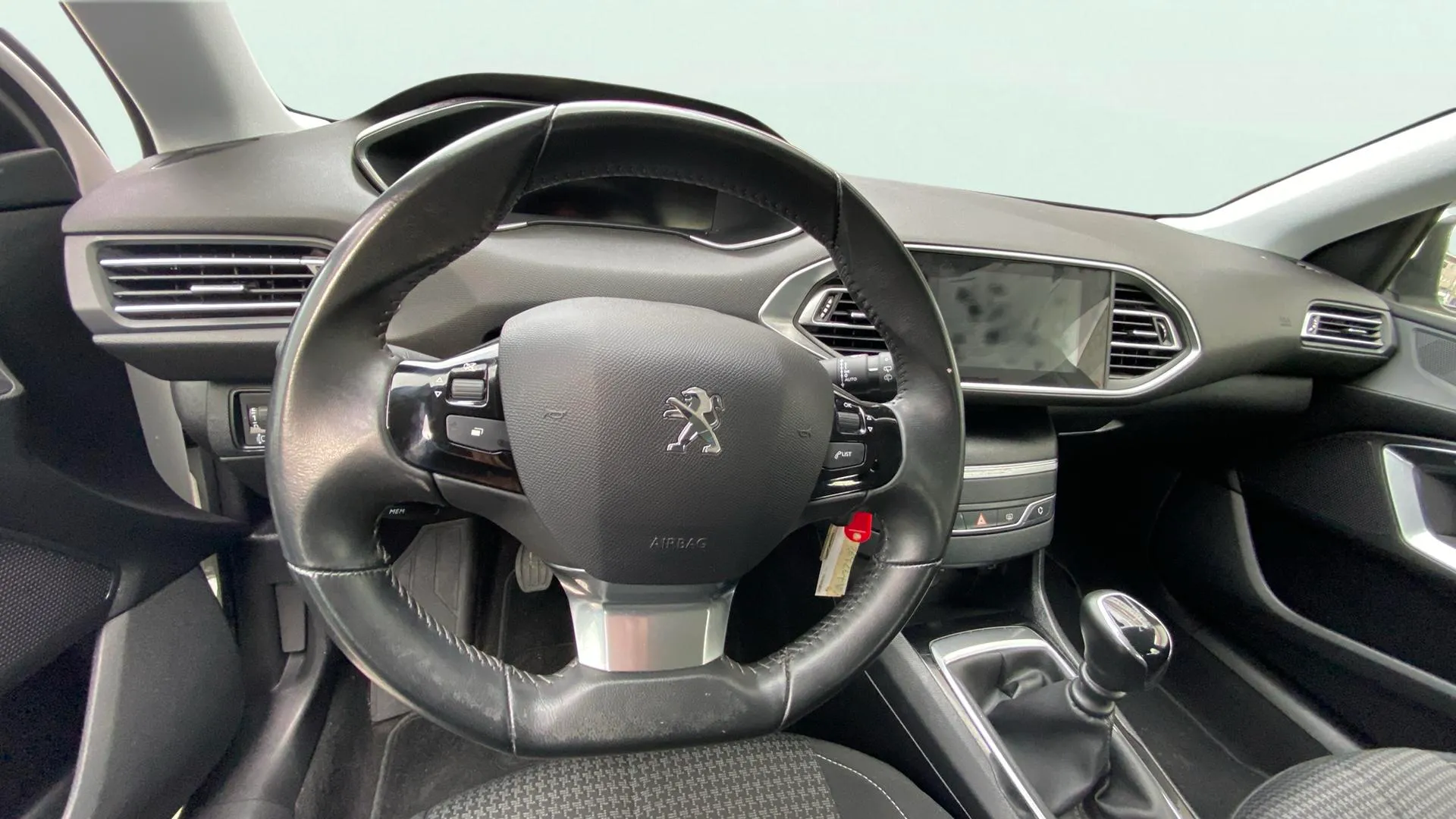 Peugeot 308 Allure Pack PureTech 130 - foto 7