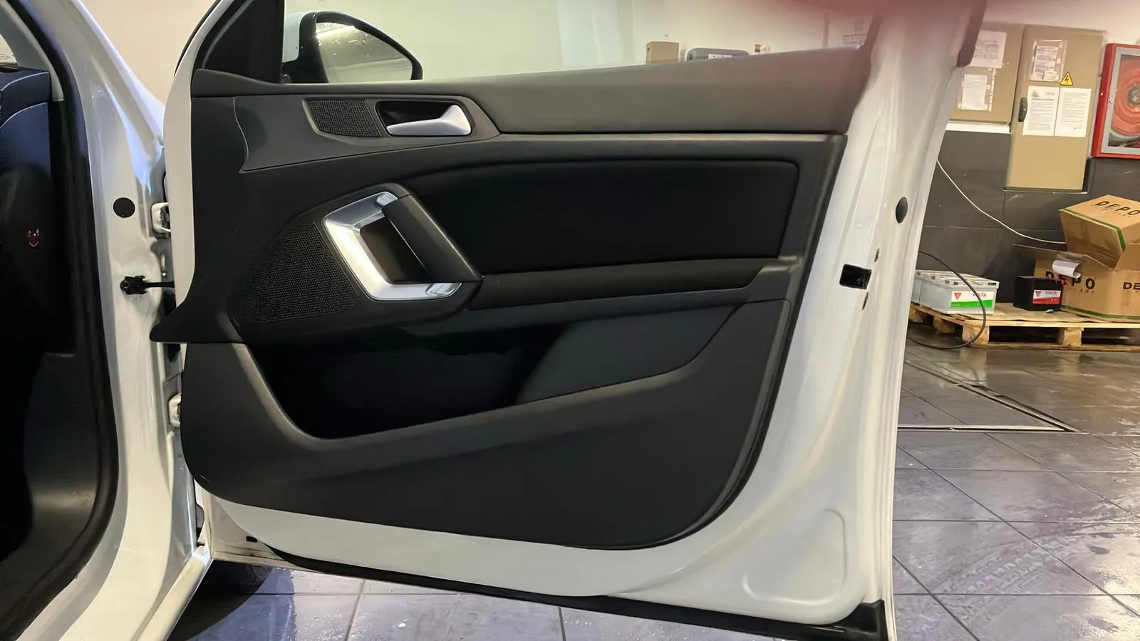 Peugeot 308 GT Line 1.2 PureTech - foto 18