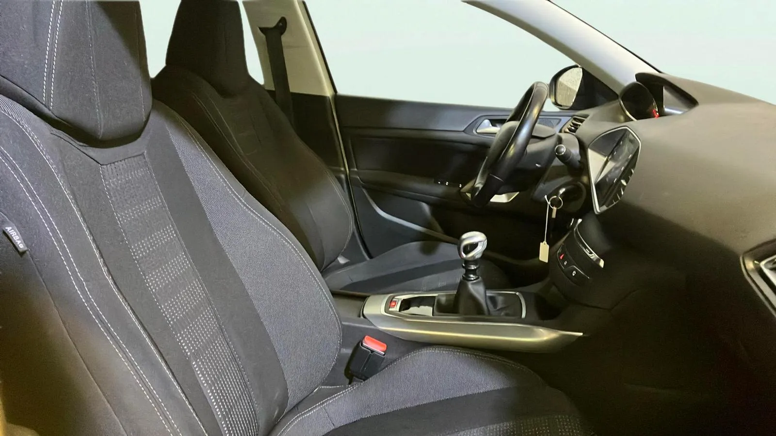 Peugeot 308 GT Line 1.2 PureTech - foto 15