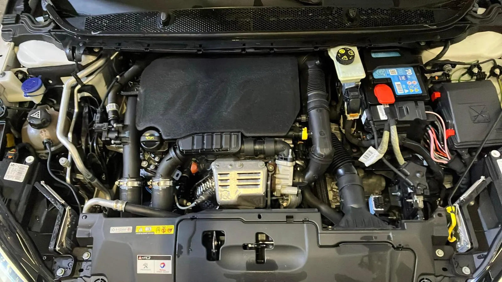 Peugeot 308 GT Line 1.2 PureTech - foto 21