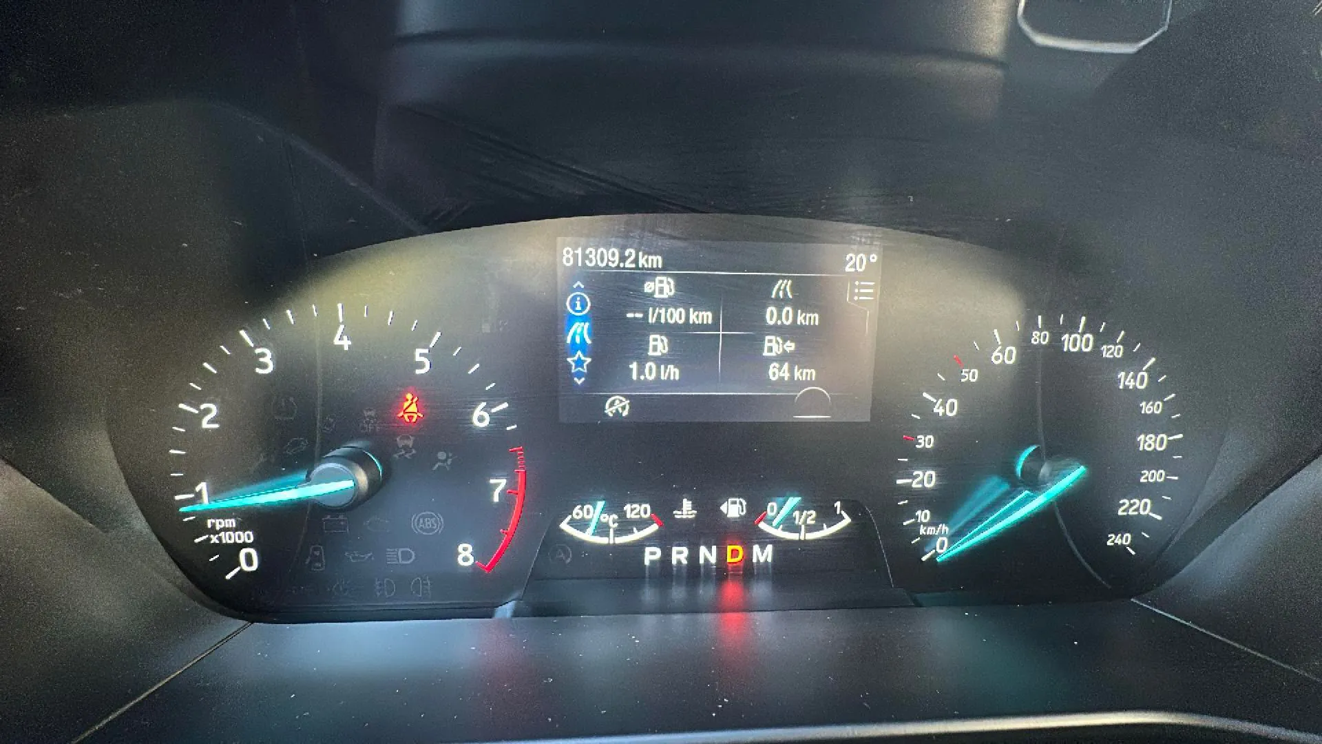 Ford Focus 1.0 EcoBoost MHEV ST-Line - foto 11