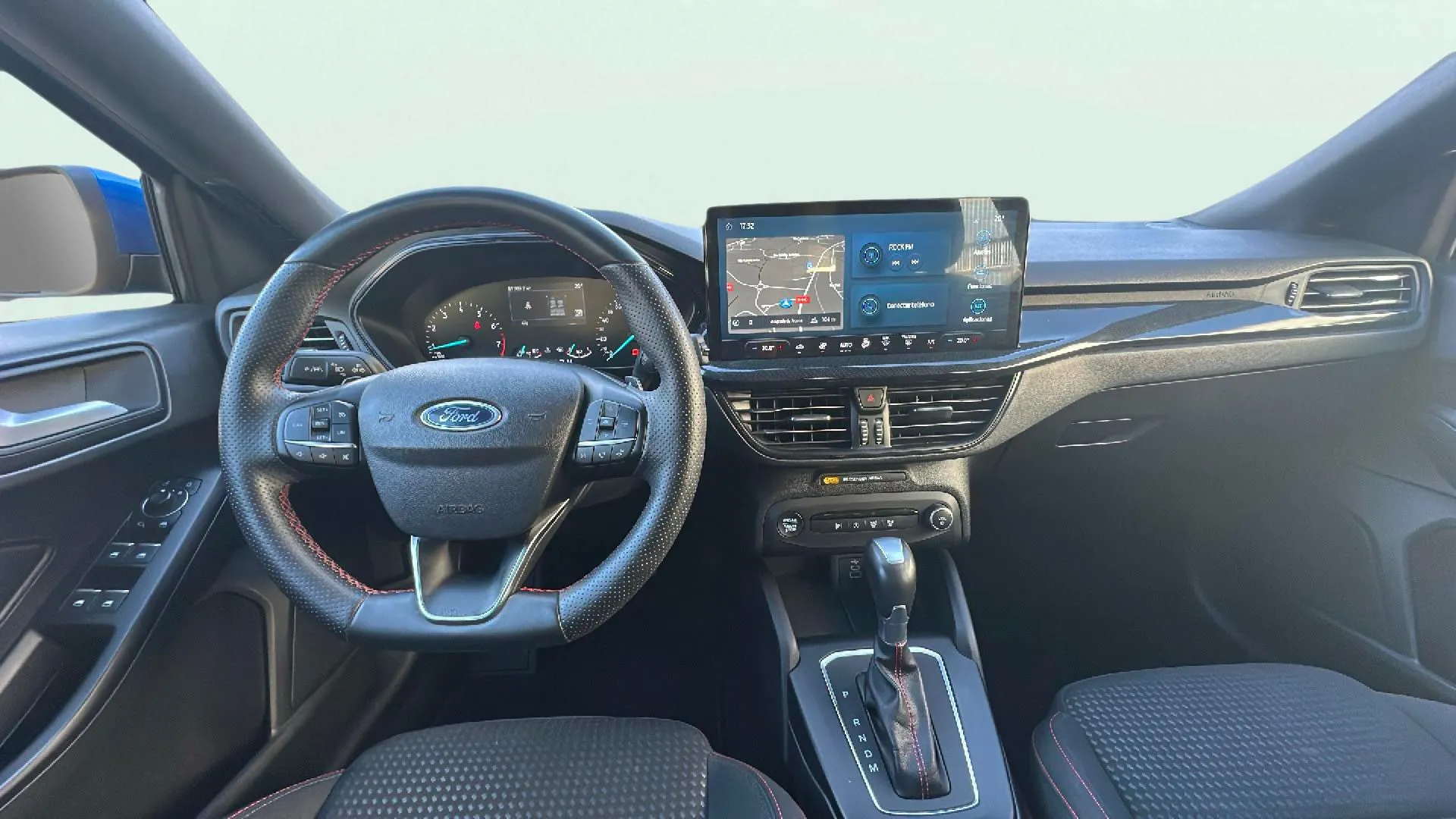 Ford Focus 1.0 EcoBoost MHEV ST-Line - foto 9