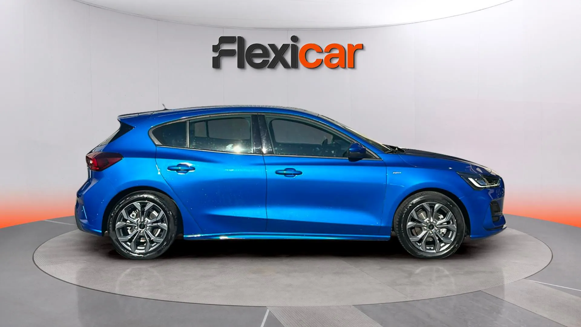 Ford Focus 1.0 EcoBoost MHEV ST-Line - foto 5