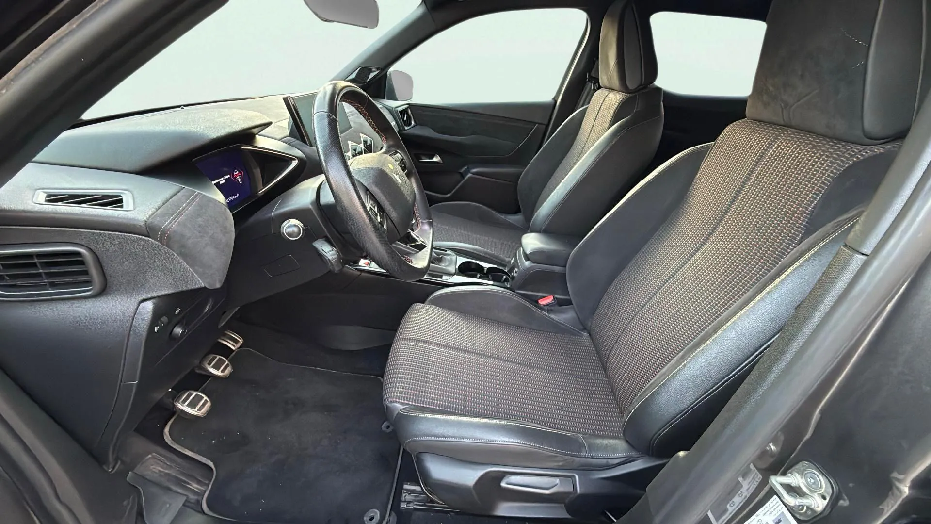 DS DS 3 Crossback PureTech Chic - foto 15