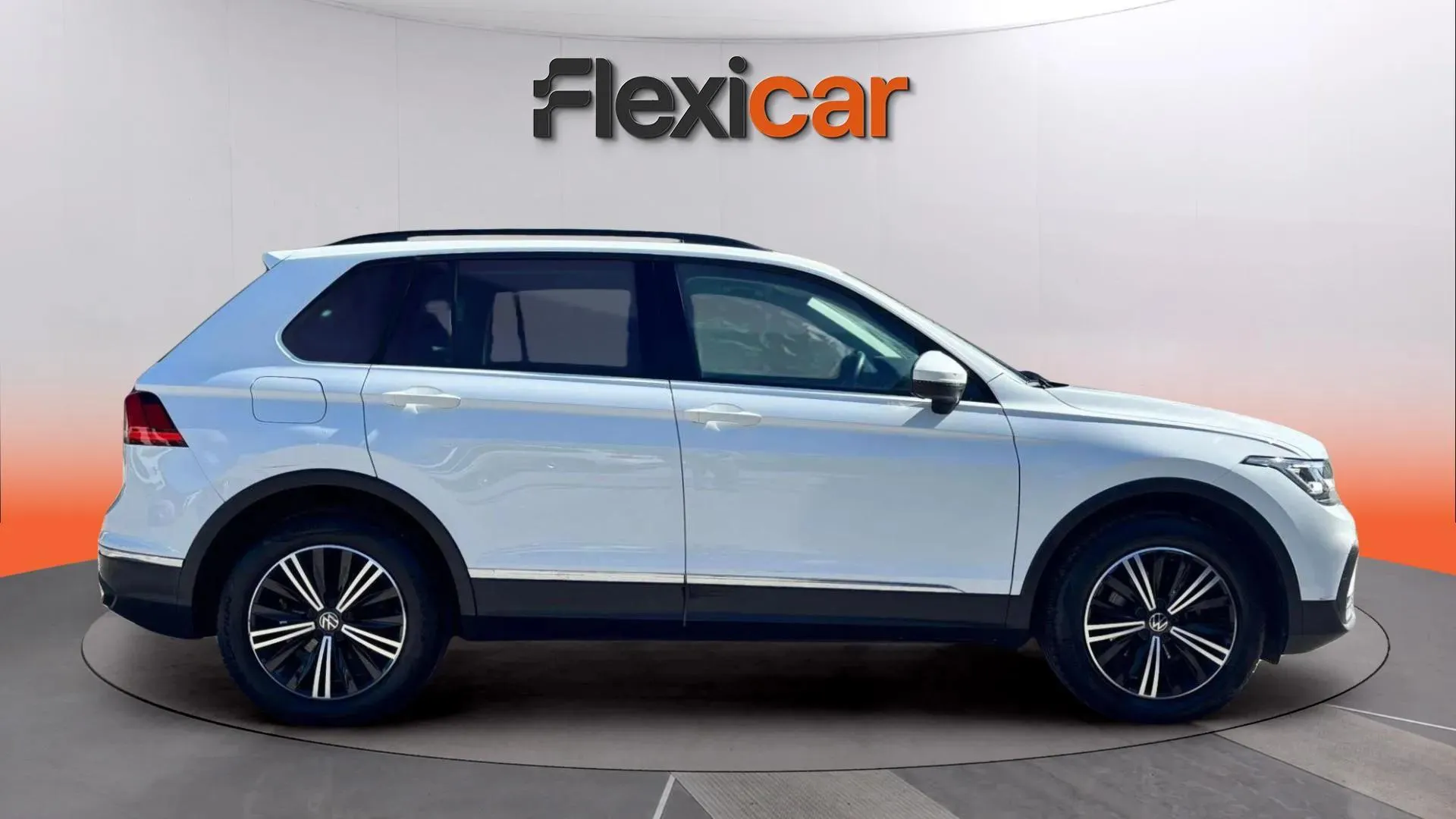 Volkswagen Tiguan Life 1.5 TSI DSG - foto 7