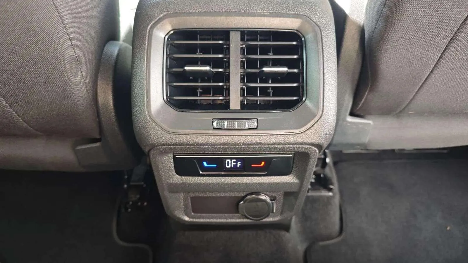 Volkswagen Tiguan Life 1.5 TSI DSG - foto 30