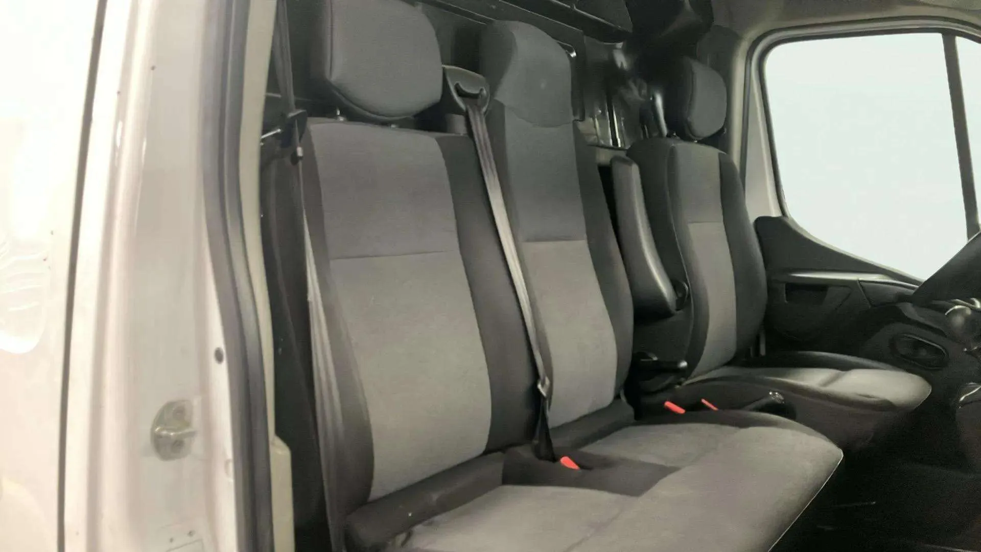 Renault Master Furgón T L1H1 2800 dCi - foto 10