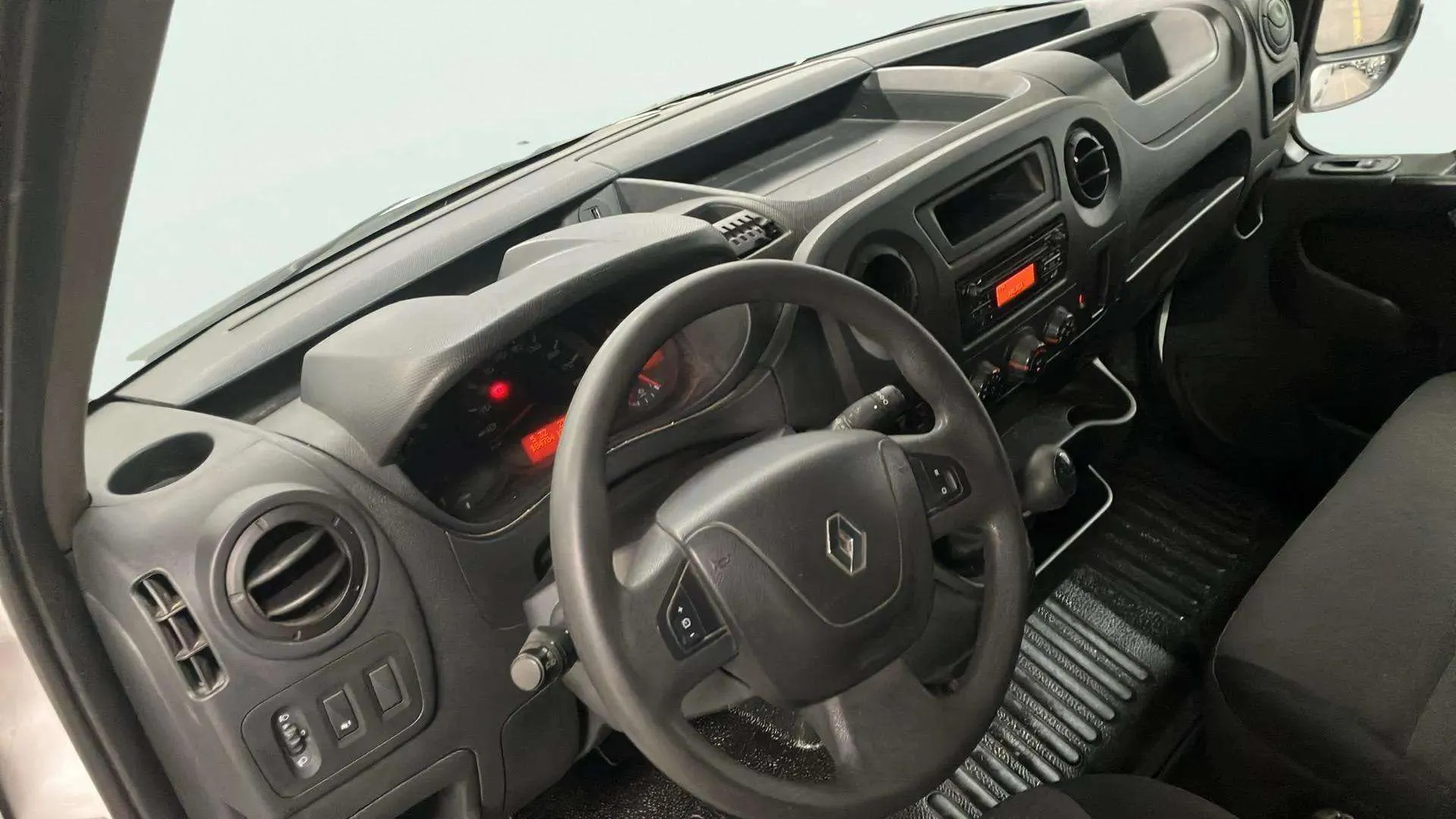 Renault Master Furgón T L1H1 2800 dCi - foto 6