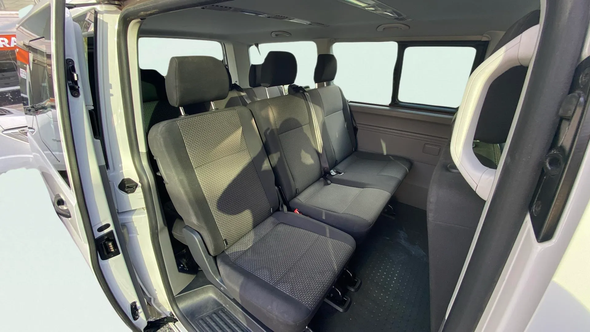 Volkswagen Caravelle Origin Corta 2.0 TDI BMT DSG - foto 11