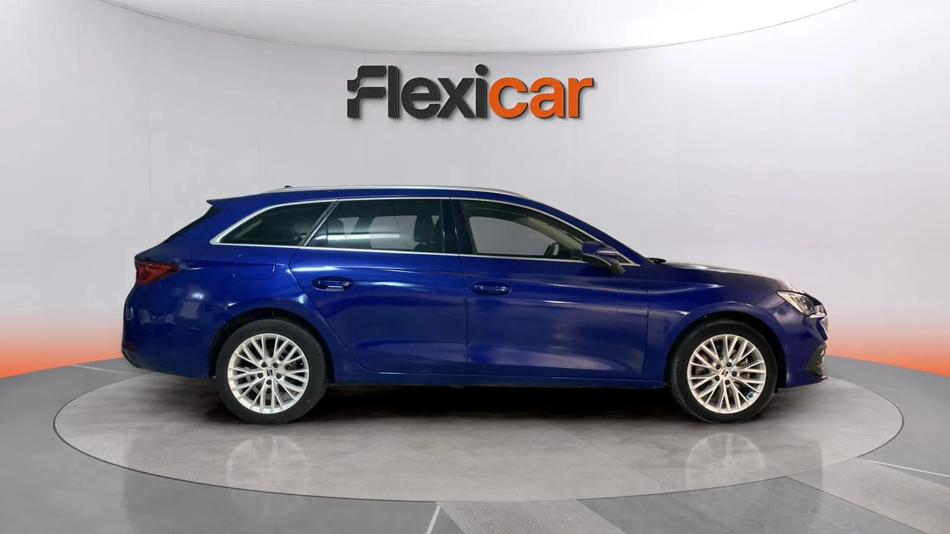 SEAT León SP 2.0 TDI DSG Xcellence Go M - foto 8