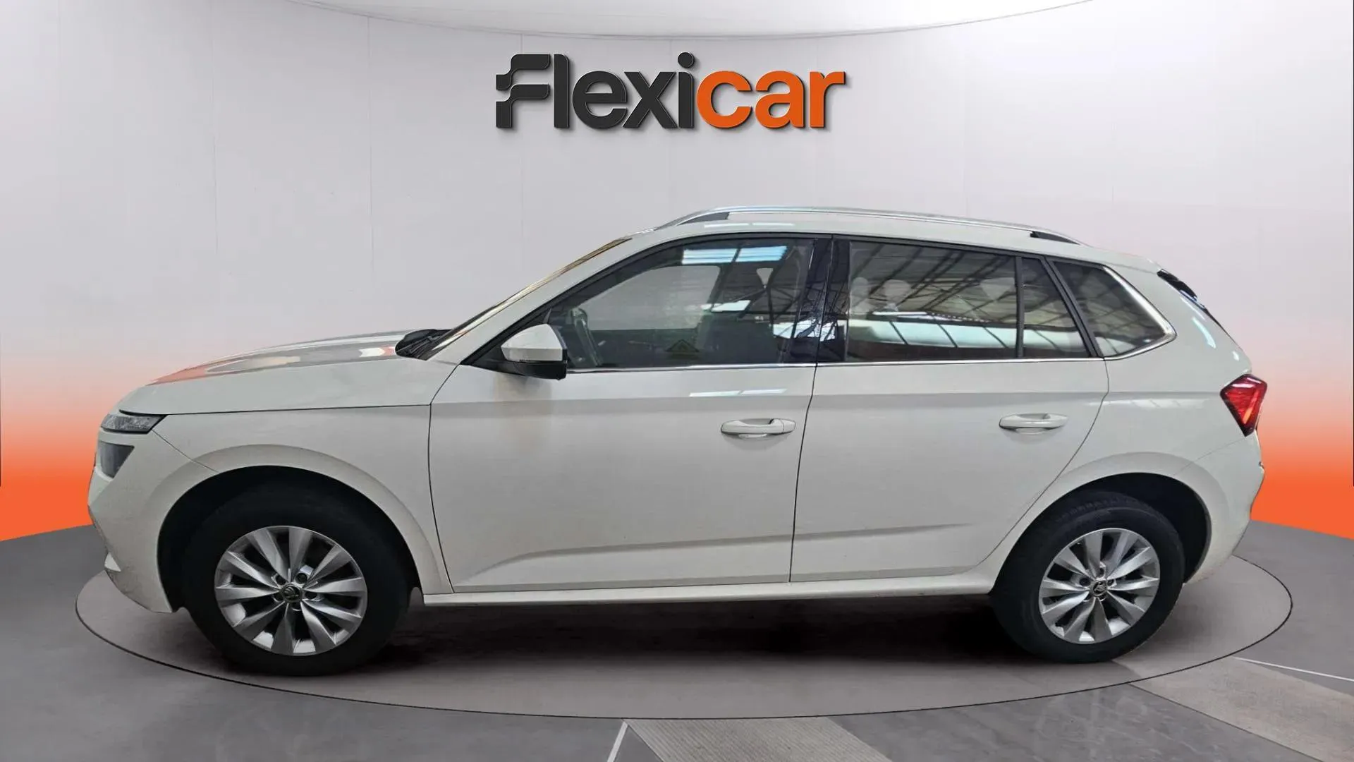 Škoda Kamiq 1.0 TSI DSG Ambition - foto 2