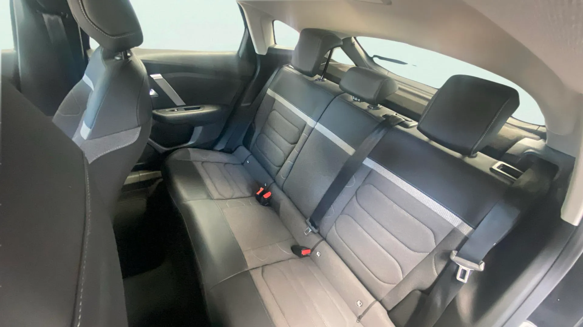 Citroën C4 PureTech 130 Feel Pack - foto 18